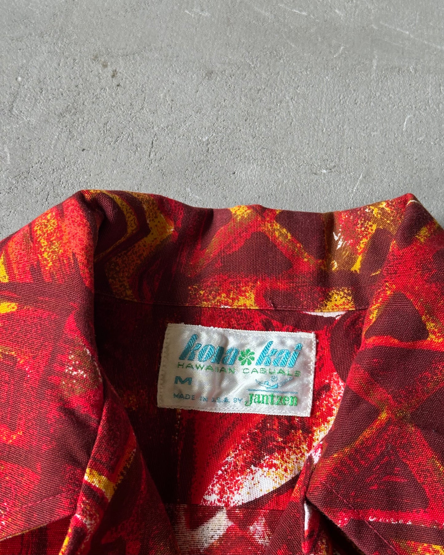 1970s - Red Jantzen Cuban Shirt - M