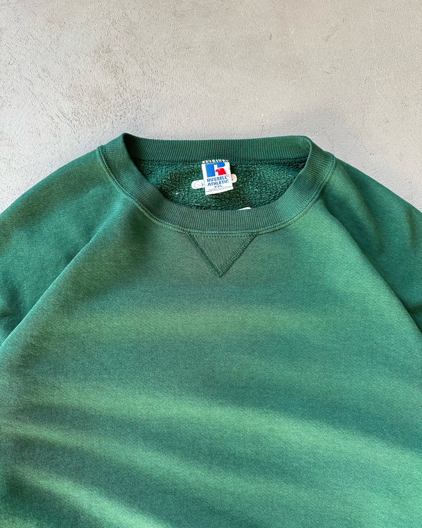 1990s - Faded Green Russell Crewneck - XL