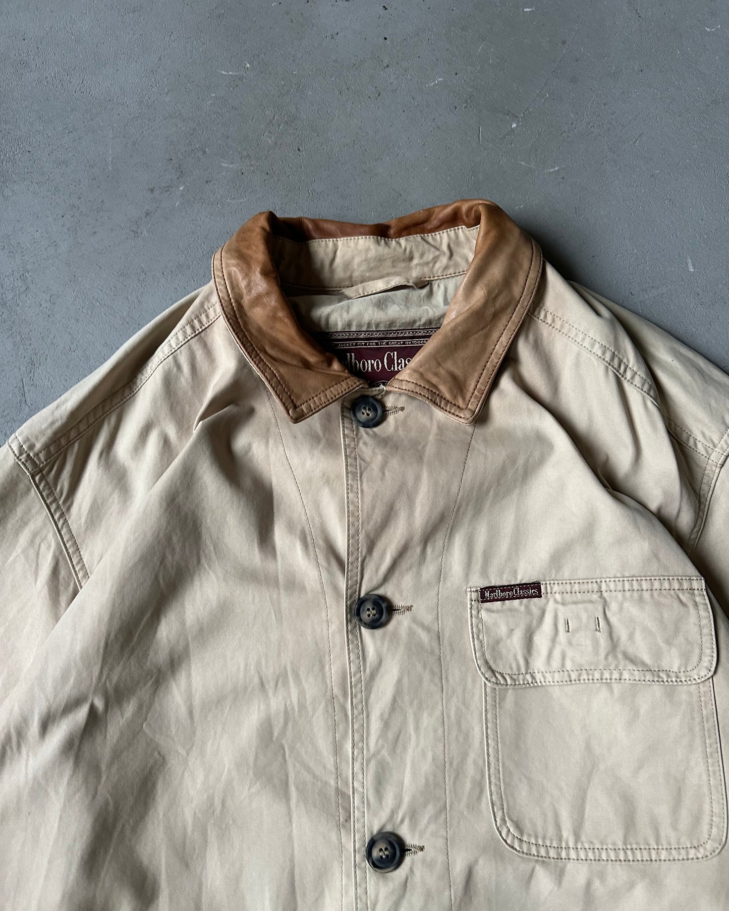 1990s - Beige Marlboro Barn Jacket - XL