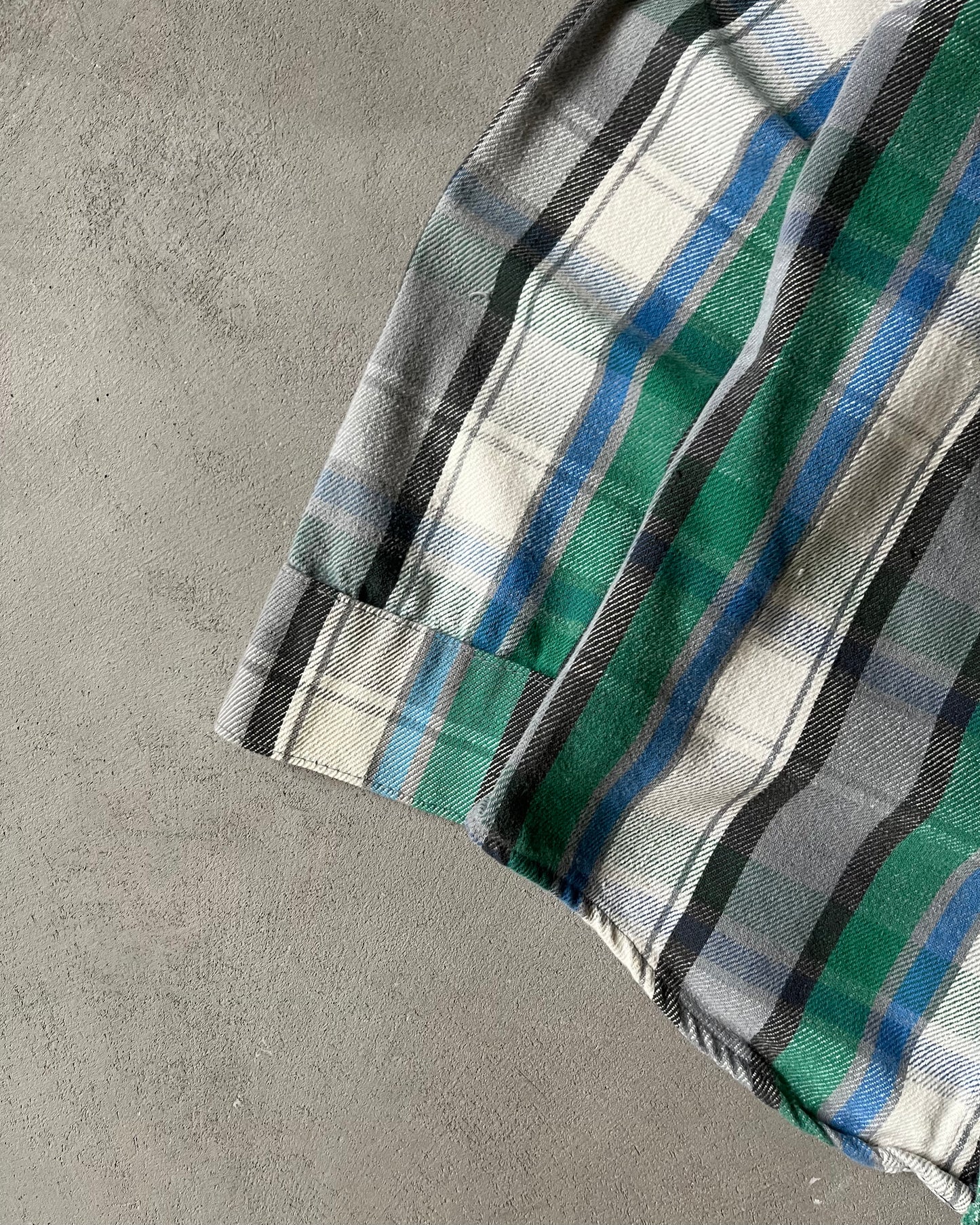 1980s - Grey/Green Frostproof Plaid Flannel - S/M