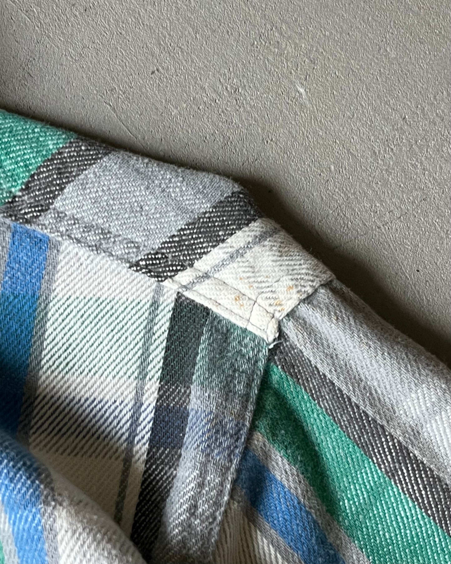 1980s - Grey/Green Frostproof Plaid Flannel - S/M