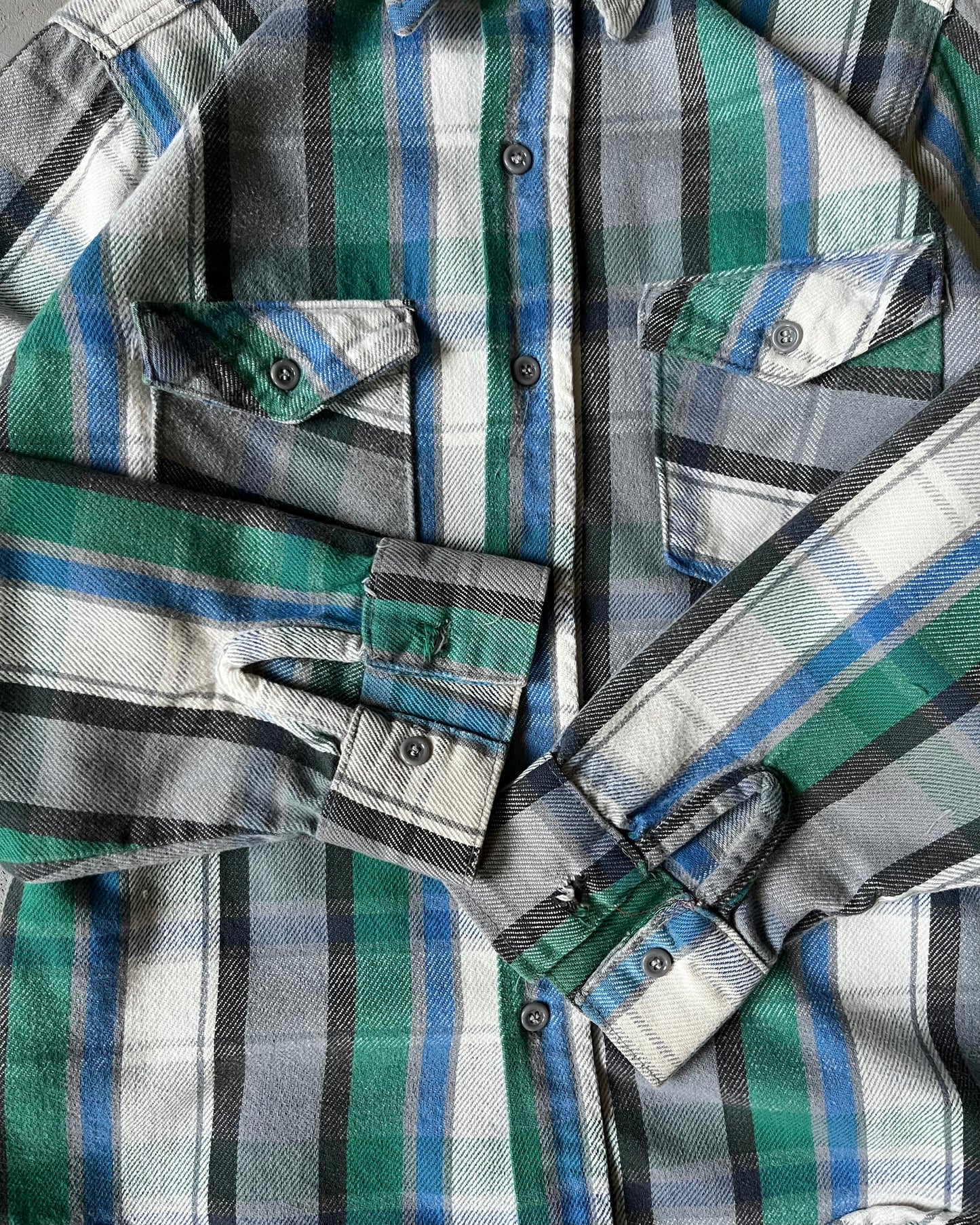 1980s - Grey/Green Frostproof Plaid Flannel - S/M