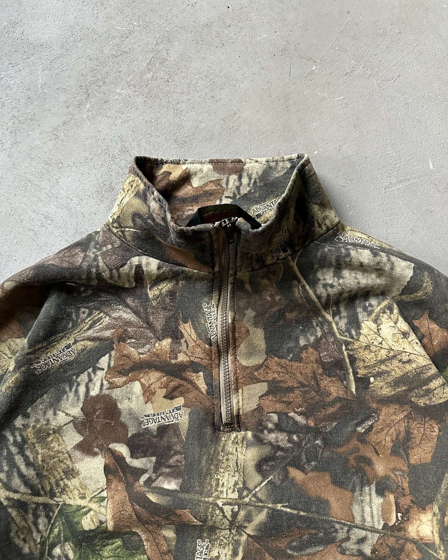 1990s - Distressed Camo 1/4 Zip Sweatshirt - XL/XXL