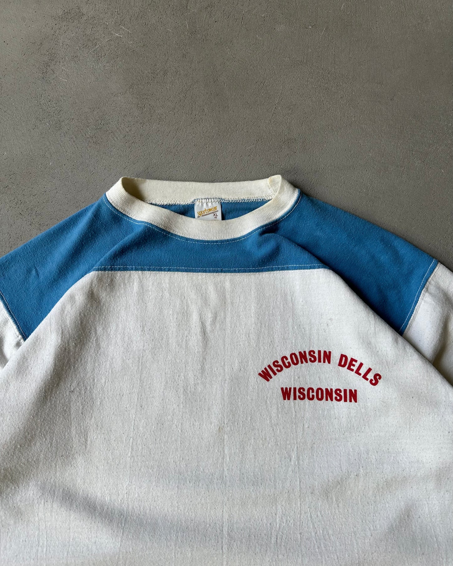 1970s - White/Blue Wisconsin Cropped Cotton Jersey - M