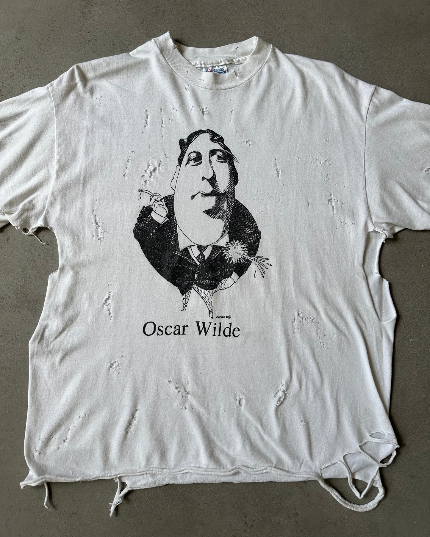 1990s - Distressed White Oscar Wilde T-Shirt - L