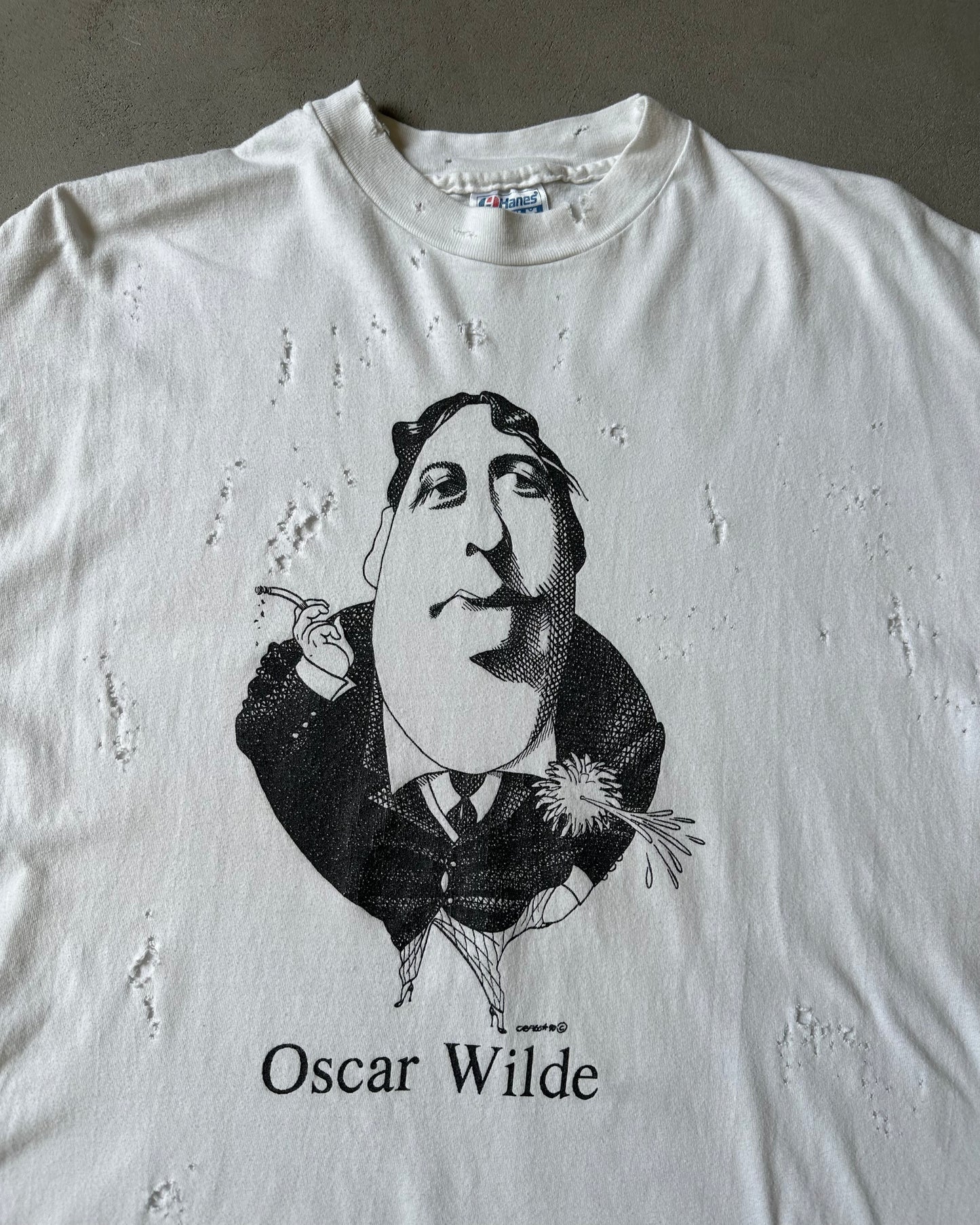 1990s - Distressed White Oscar Wilde T-Shirt - L