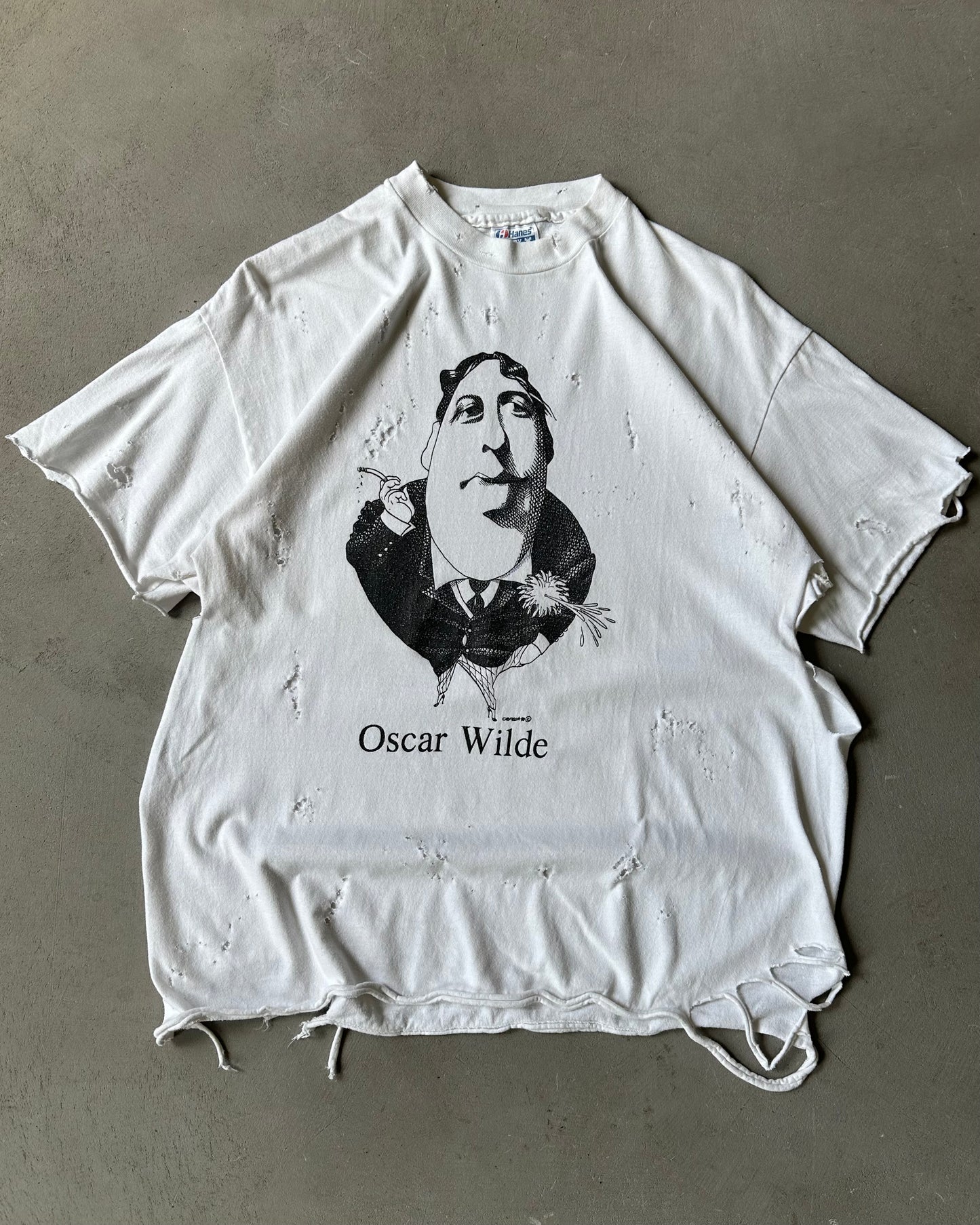 1990s - Distressed White Oscar Wilde T-Shirt - L