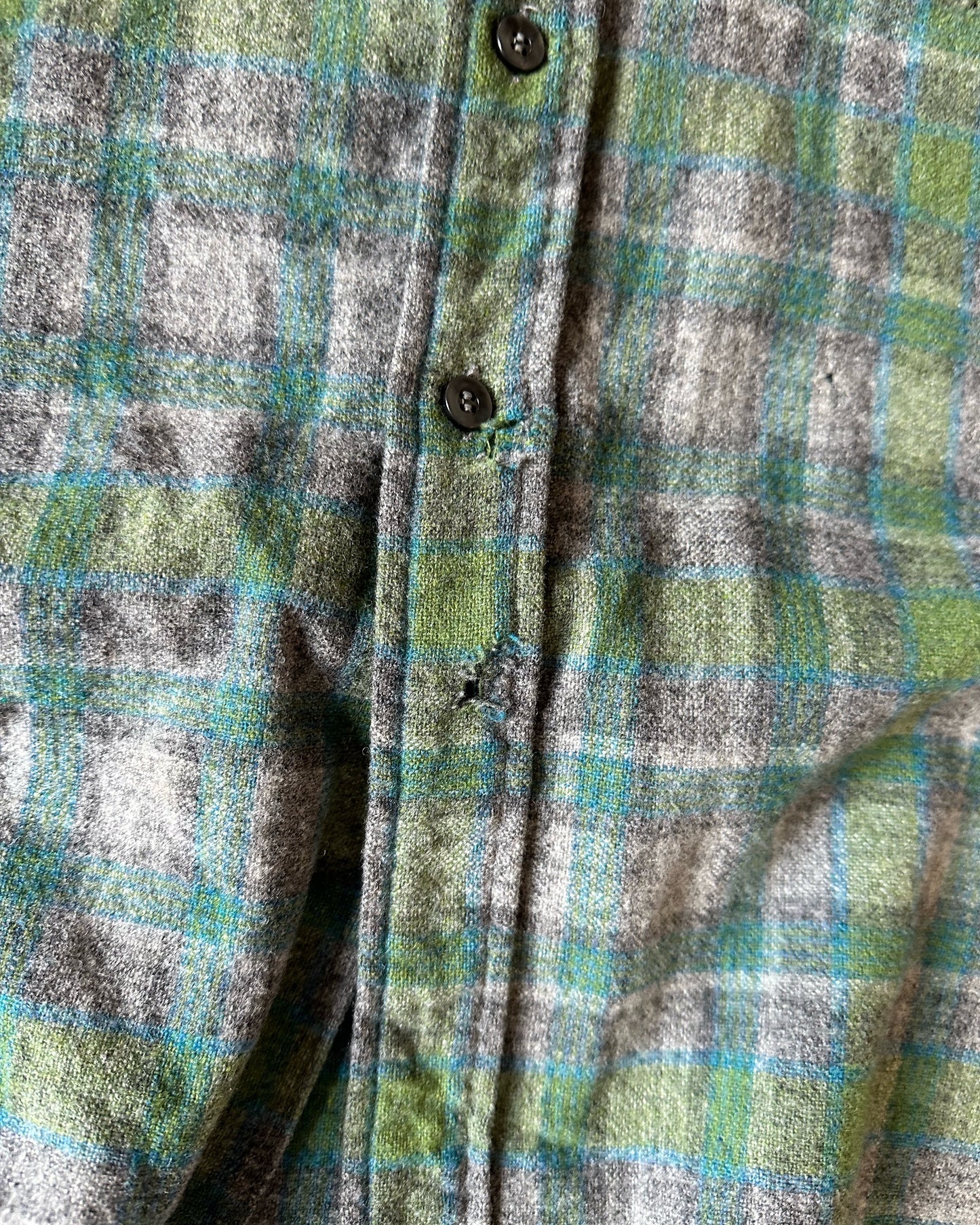 1970s - Distressed Green/Grey Plaid Wool Button Up - M