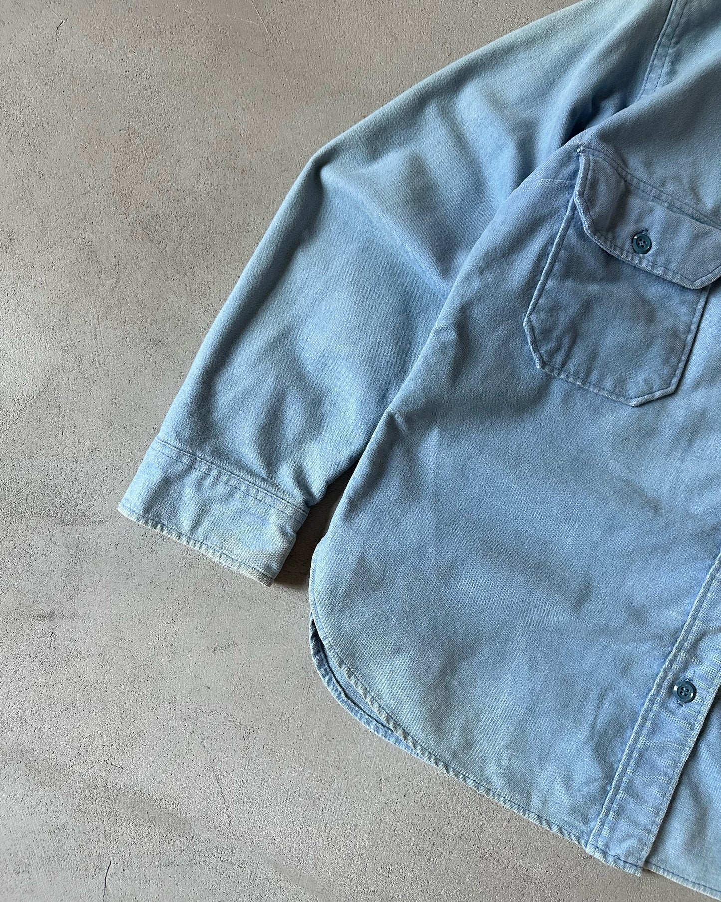 1980s - Faded Blue Woolrich Button Up - (W)M