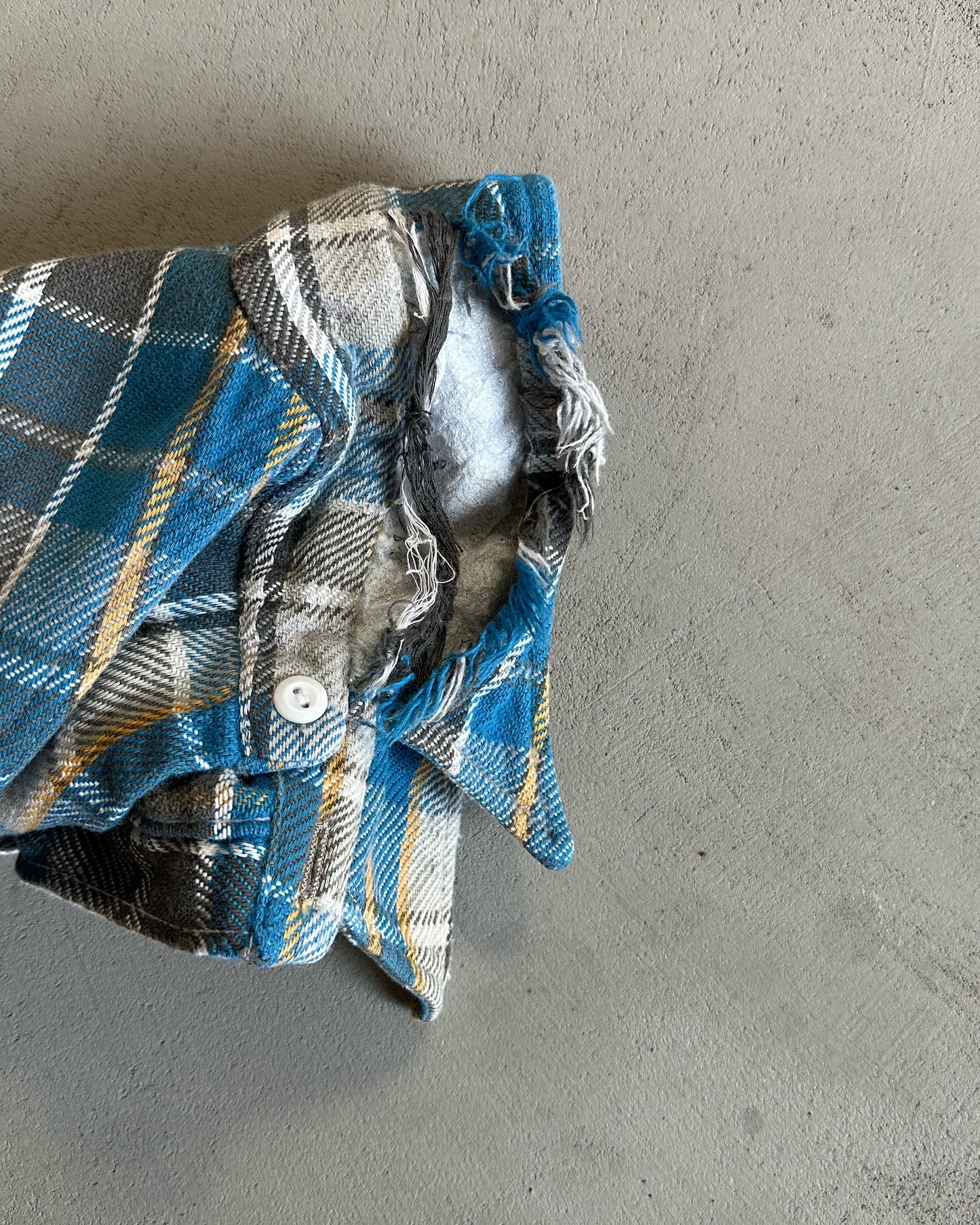 1980s - Distressed Blue/Grey Big Mac Plaid Flannel - M/L