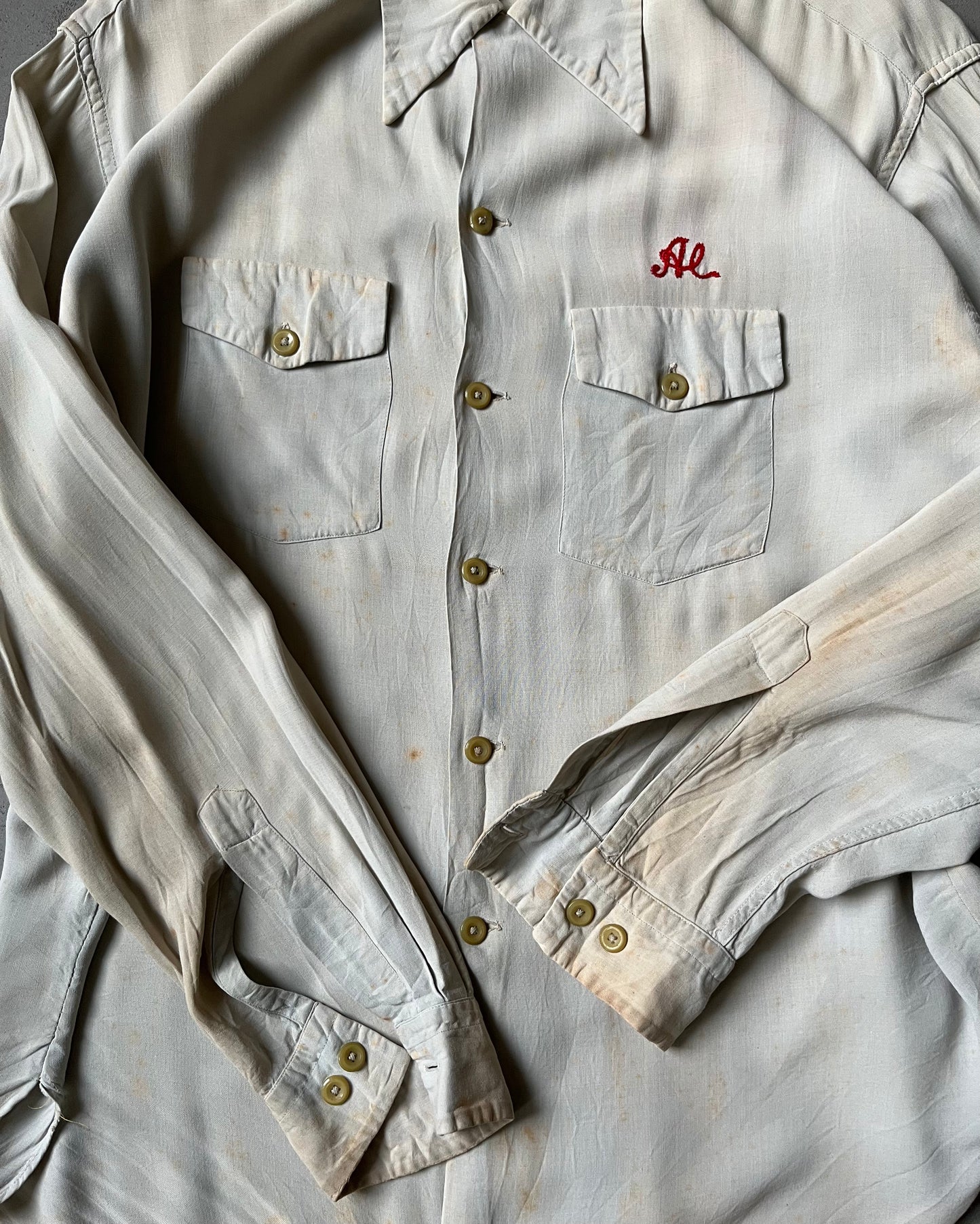 1950s - Distressed Cream Chainstitch Rayon Shirt - XL
