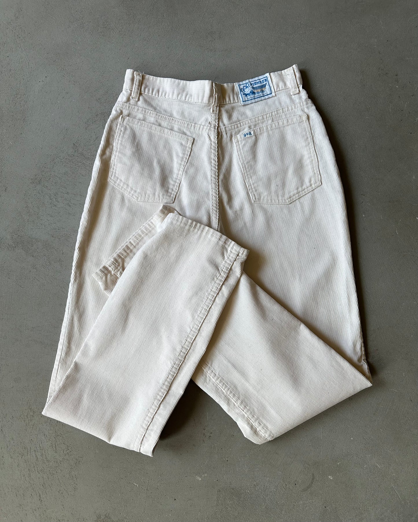 1980s - Cream GAP Pioneer Women's Corduroy Pants - 28x33