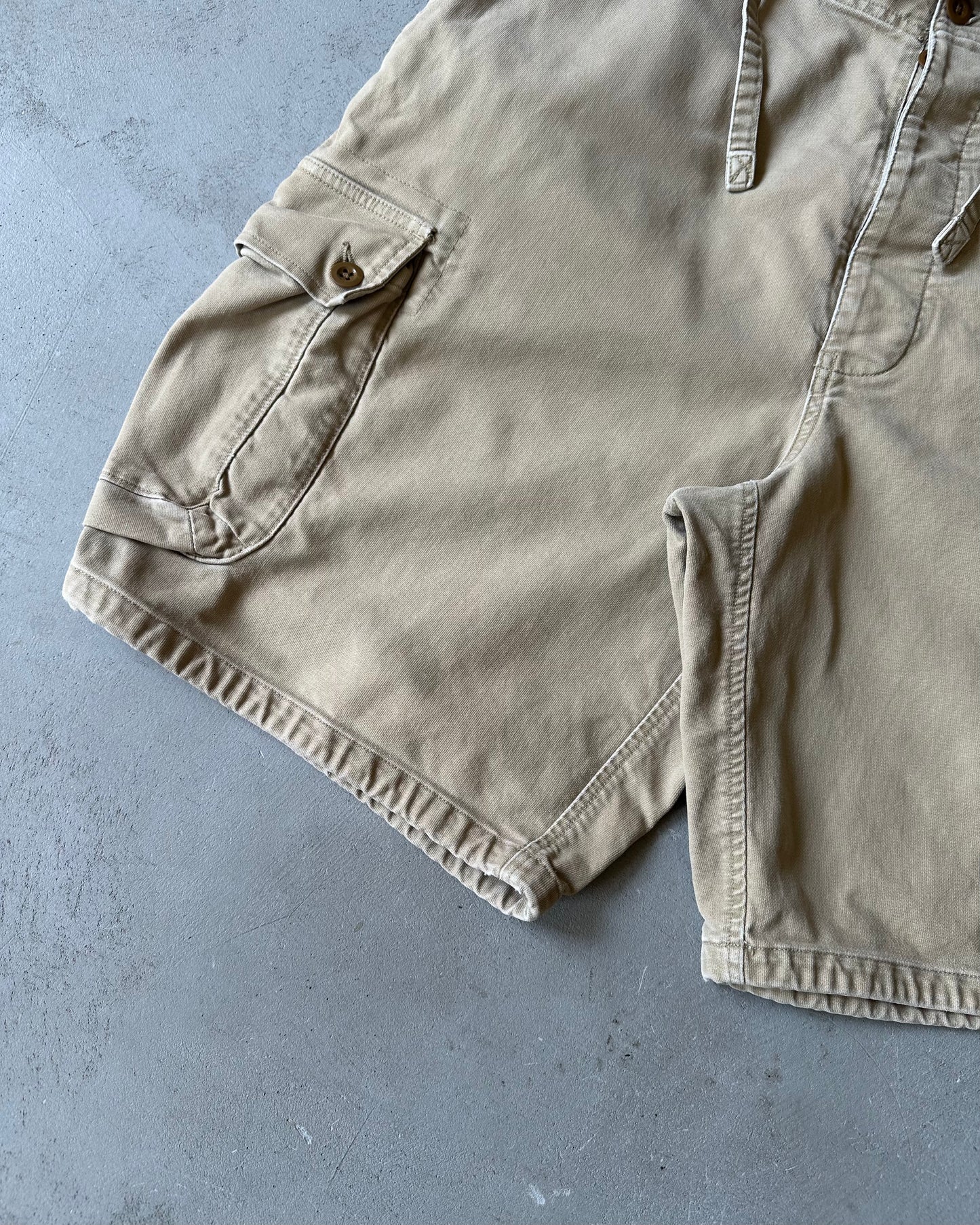 2000s - Beige Abercrombie Cargo Shorts - XL