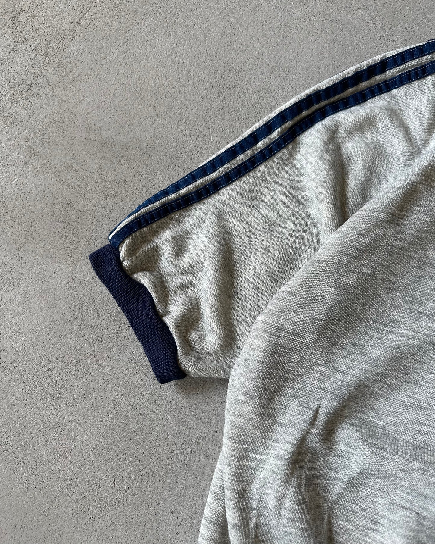 1970s - Grey/Navy V Shortsleeve Crewneck - S