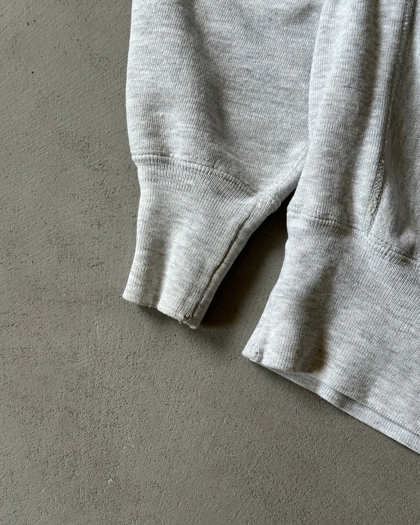 1990s - Distressed Ash Grey Champion RW Crewneck - M