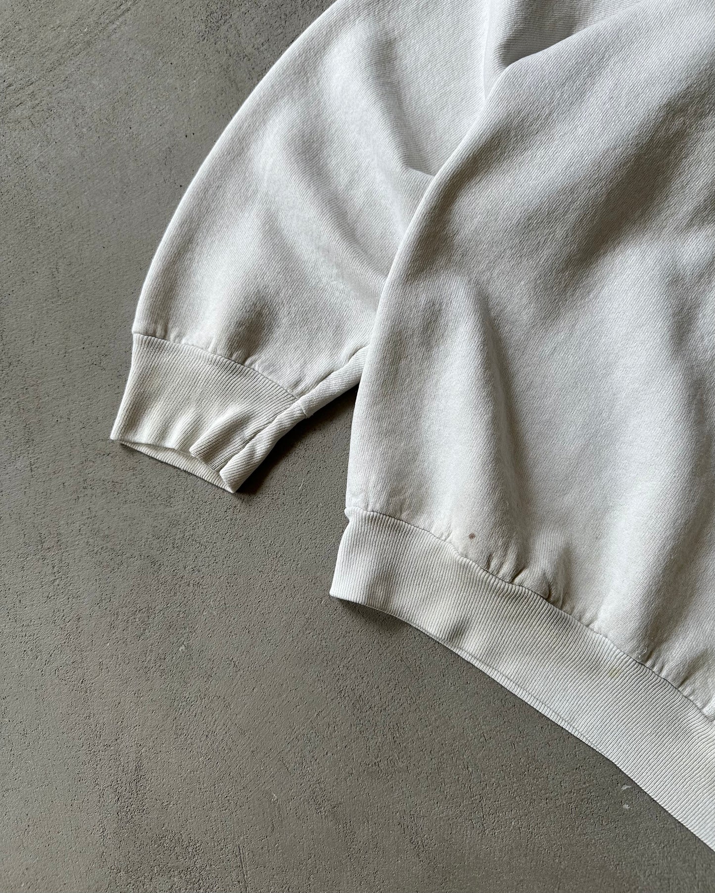 1980s - Distressed Carpe Diem Crewneck - L
