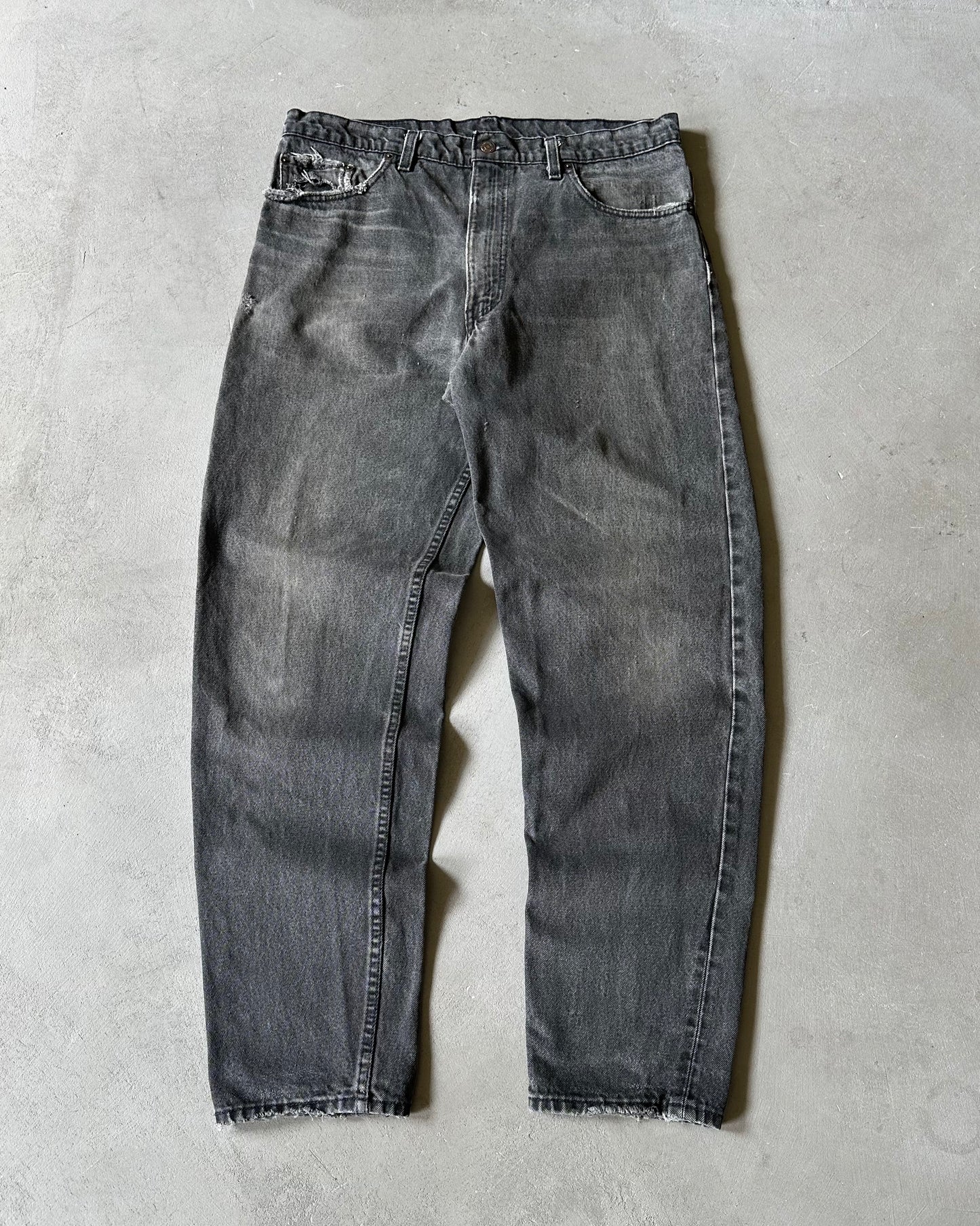 1980s - Distressed Charcoal 550 Levi's Jeans - 36x32