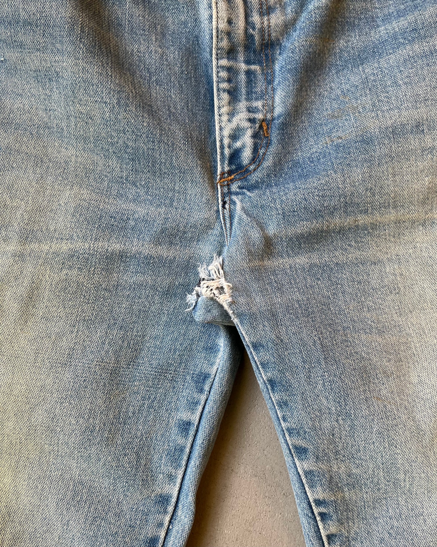 1980s - Distressed Wrangler Slim Jeans - 29x34