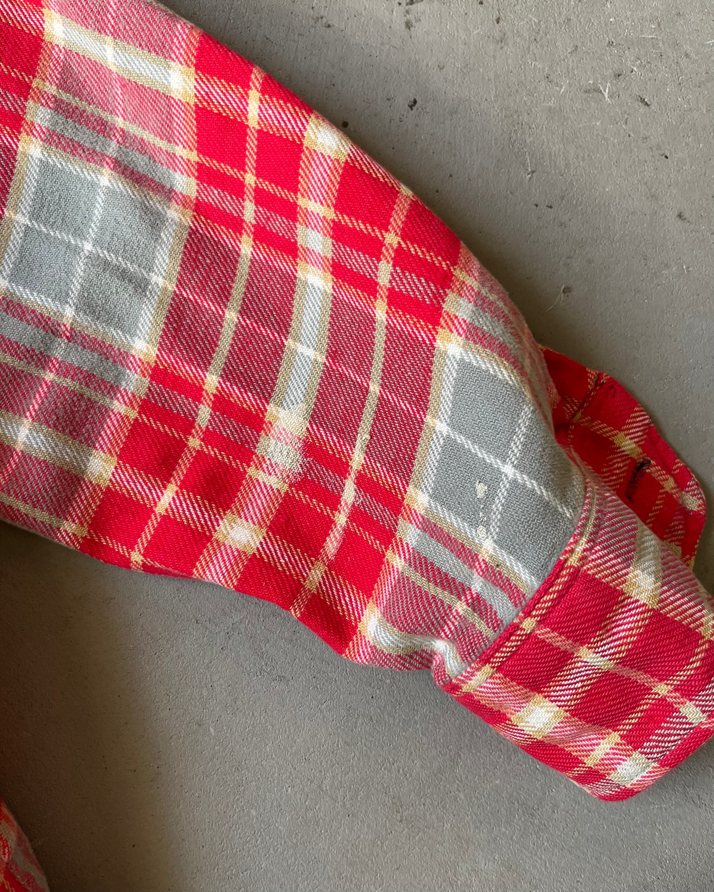 1970s - Distressed Red/Gre ELY Plaid Flannel - L