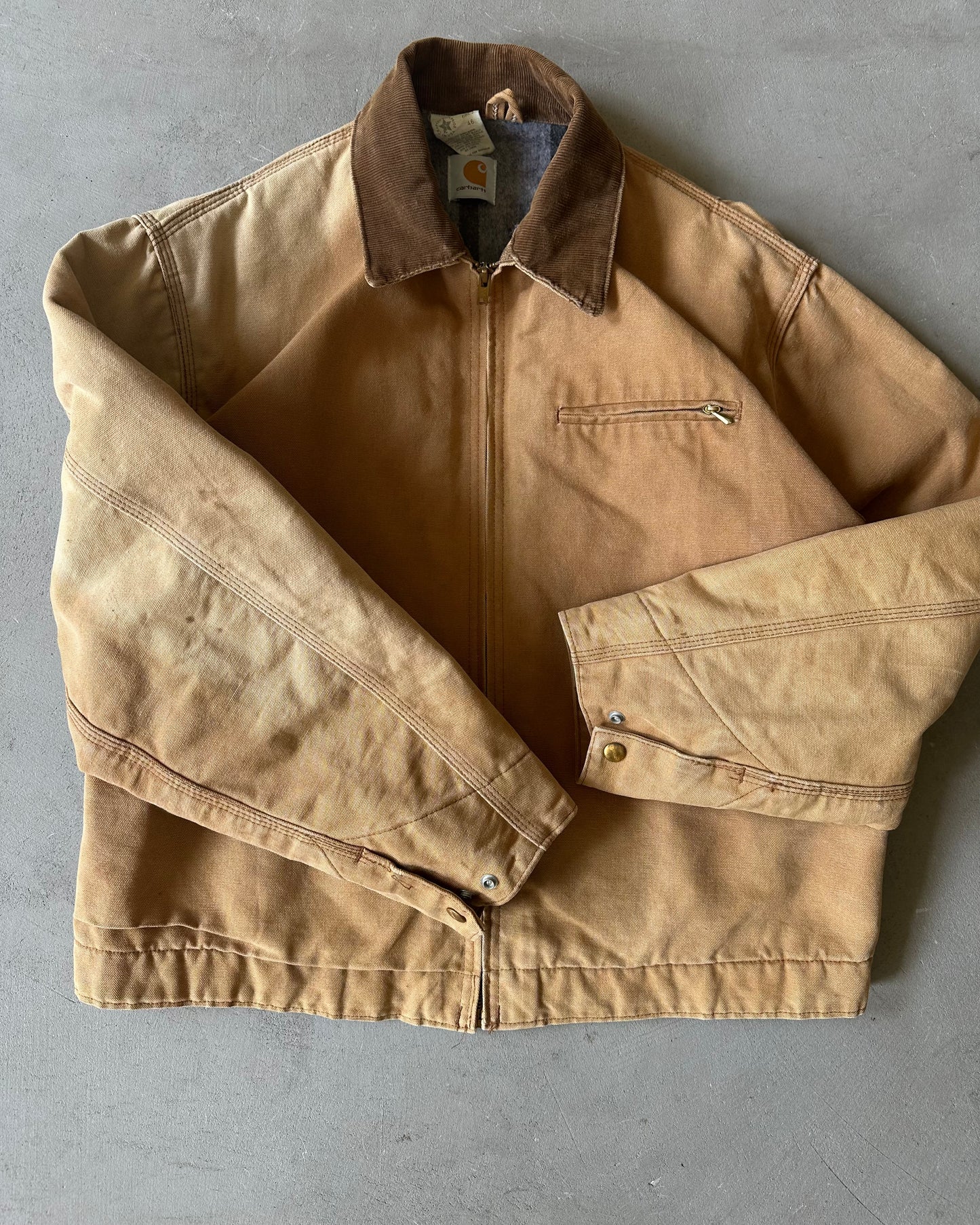 1980s - Faded Tan Carhartt Detroit Jacket - L