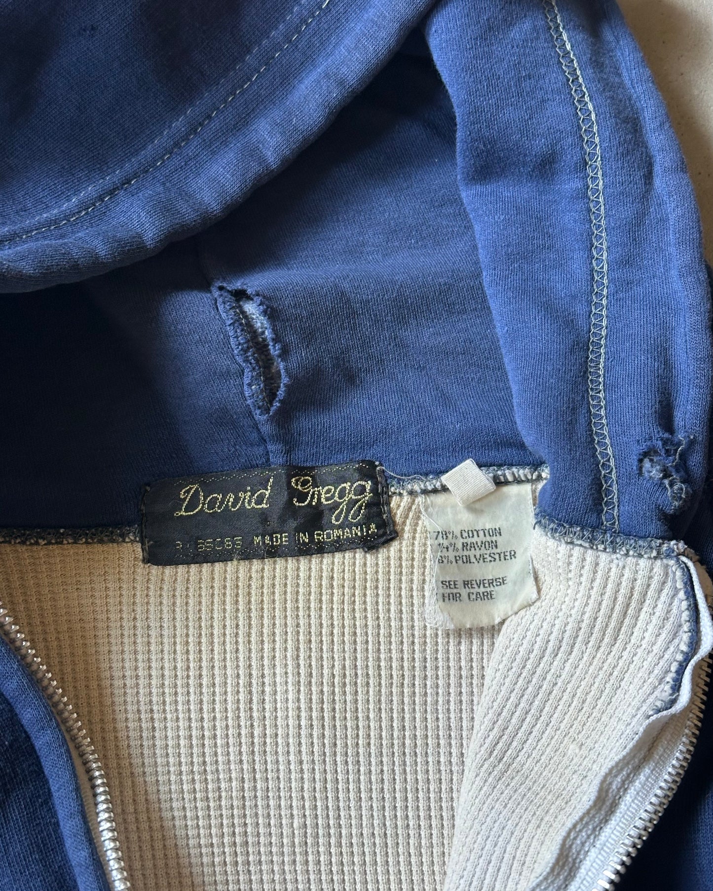 1970s - Distressed Navy Zip-Up Thermal Hoodie - (W)M