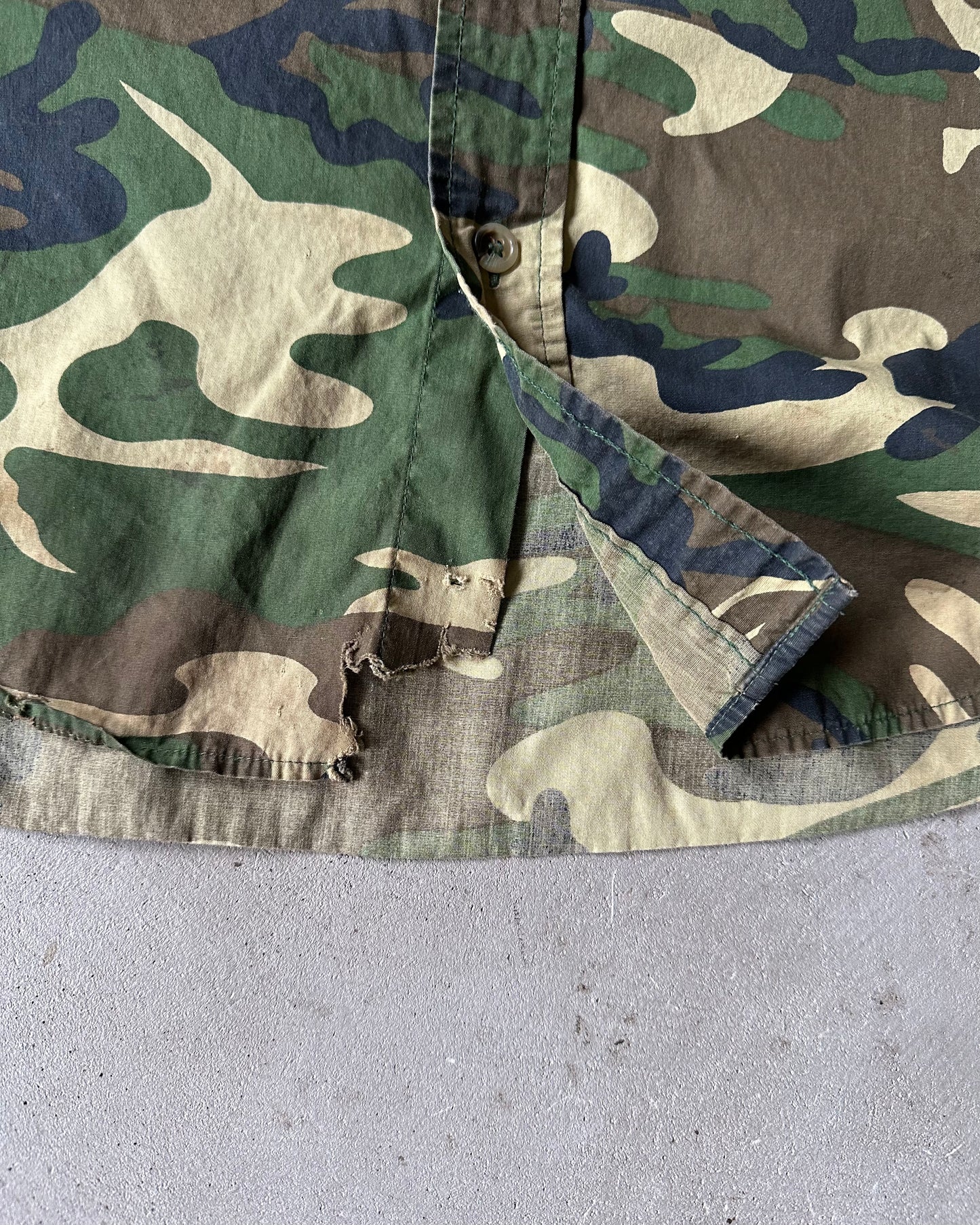 1980s - Distressed Camo Shirt - XL