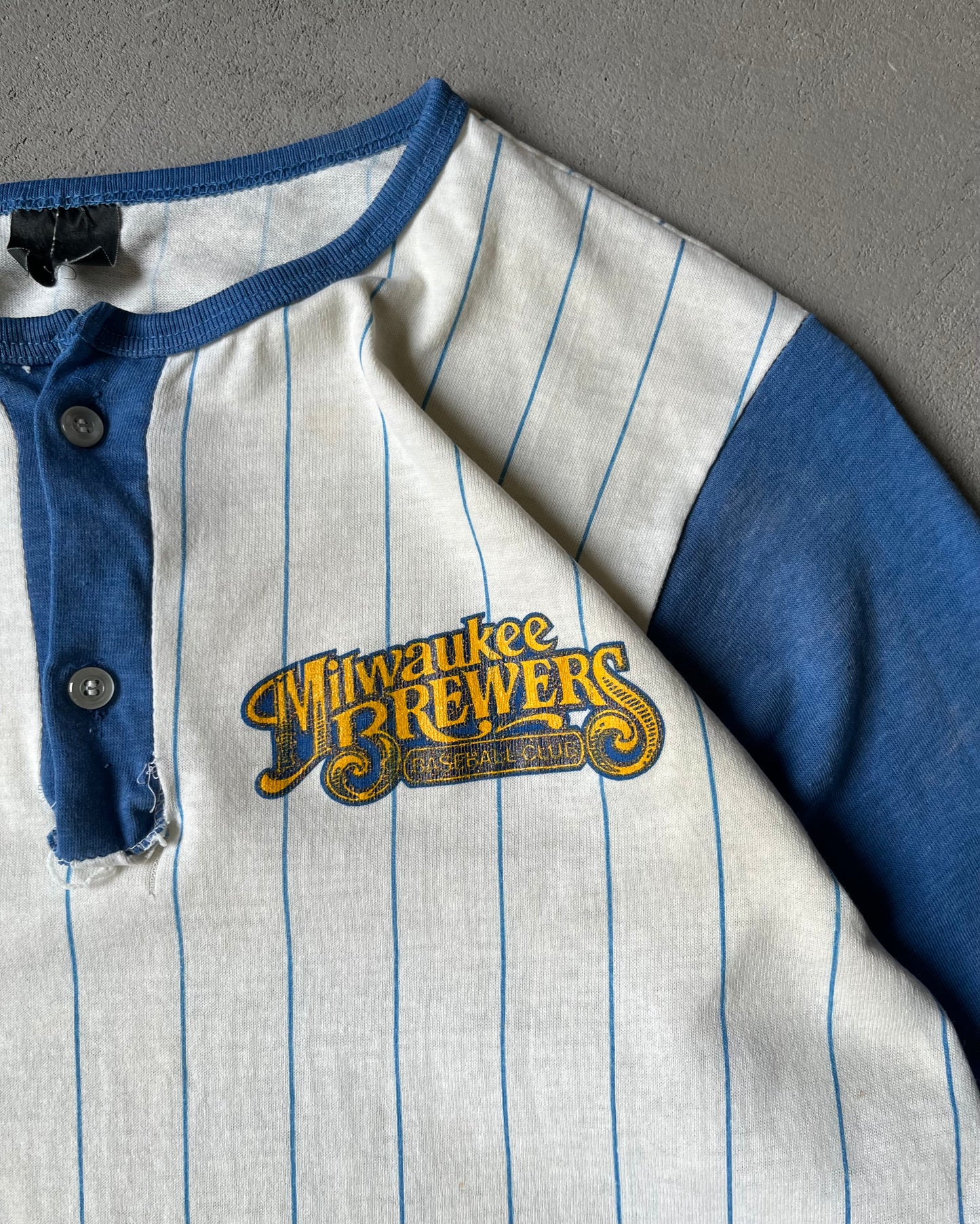 1980s - Distressed Blue/White Milwaukee Brewers Baseball T-Shirt - S