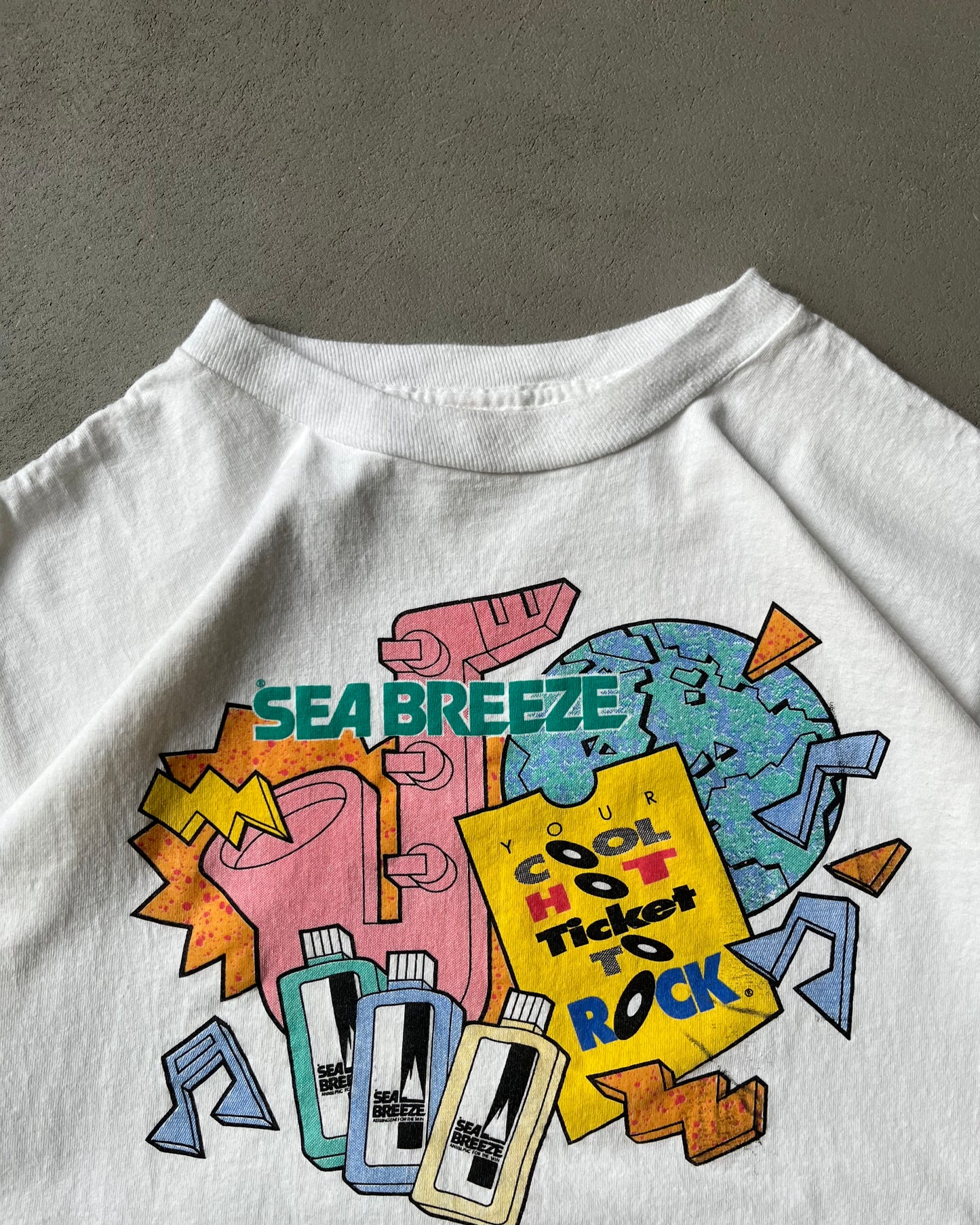 1980s - White Sea Breeze T-Shirt - L