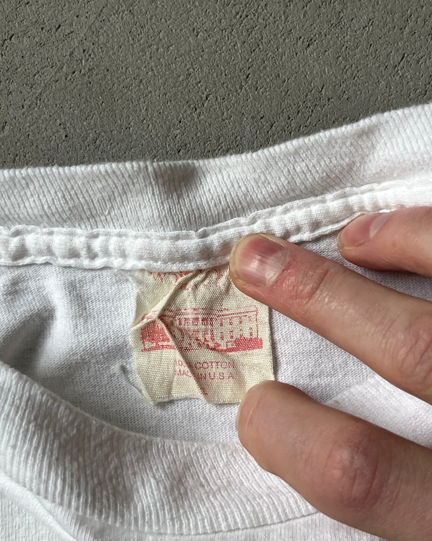 1980s - White Sea Breeze T-Shirt - L