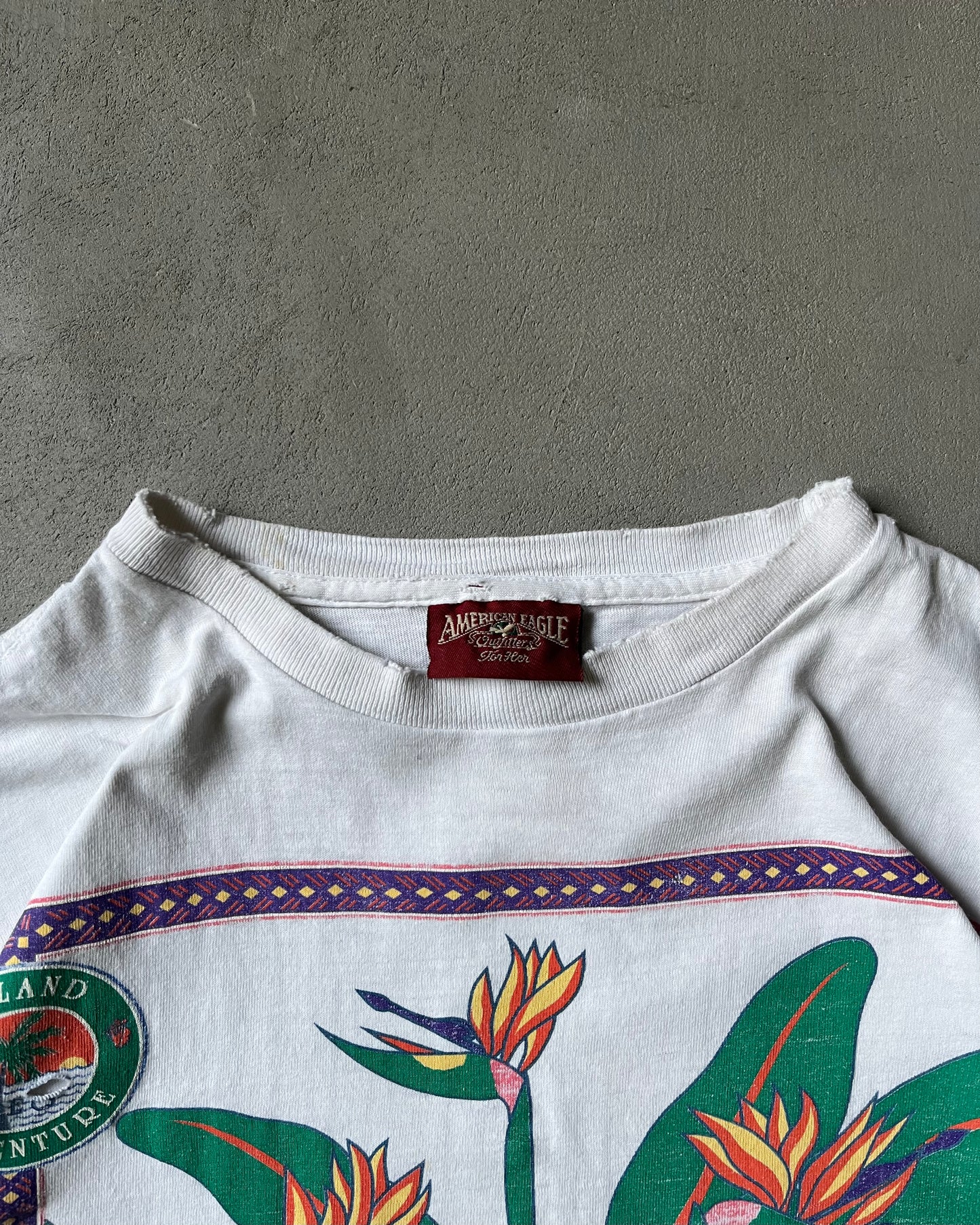 1990s - Distressed White American Eagle T-Shirt - M/L