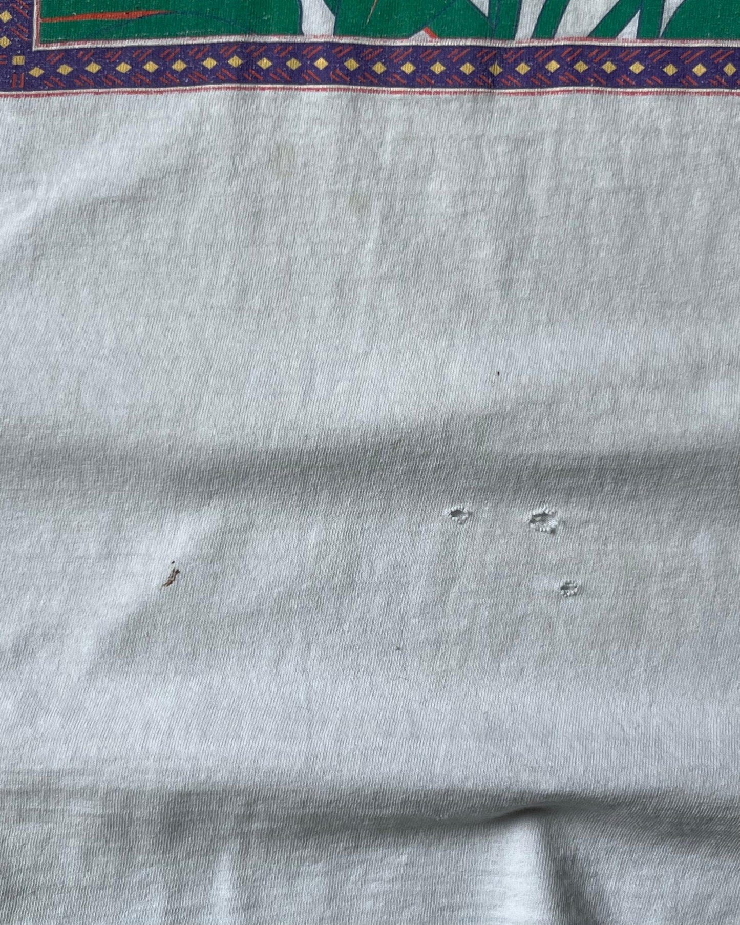 1990s - Distressed White American Eagle T-Shirt - M/L