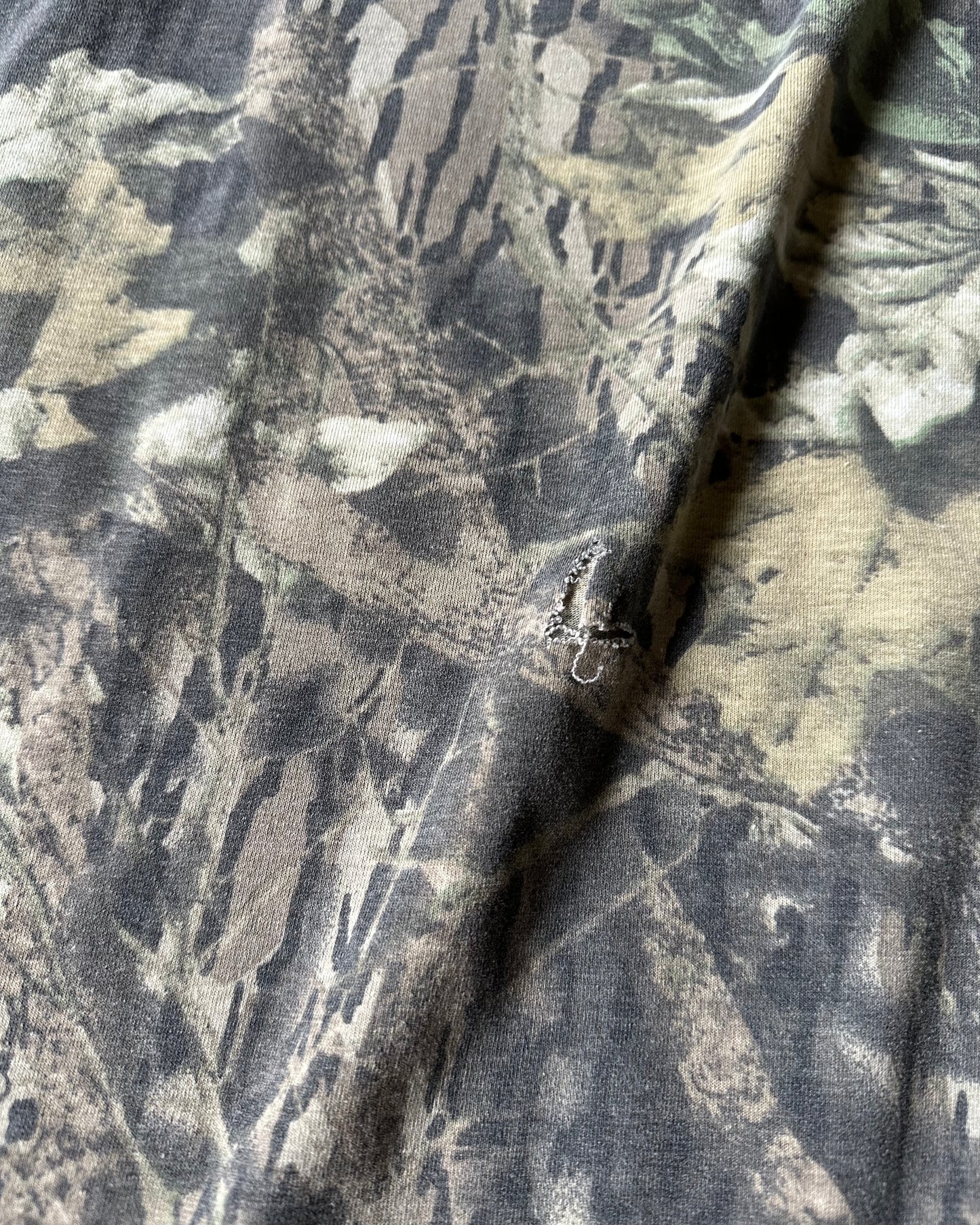 1990s - Distressed Camo Longsleeve - XL