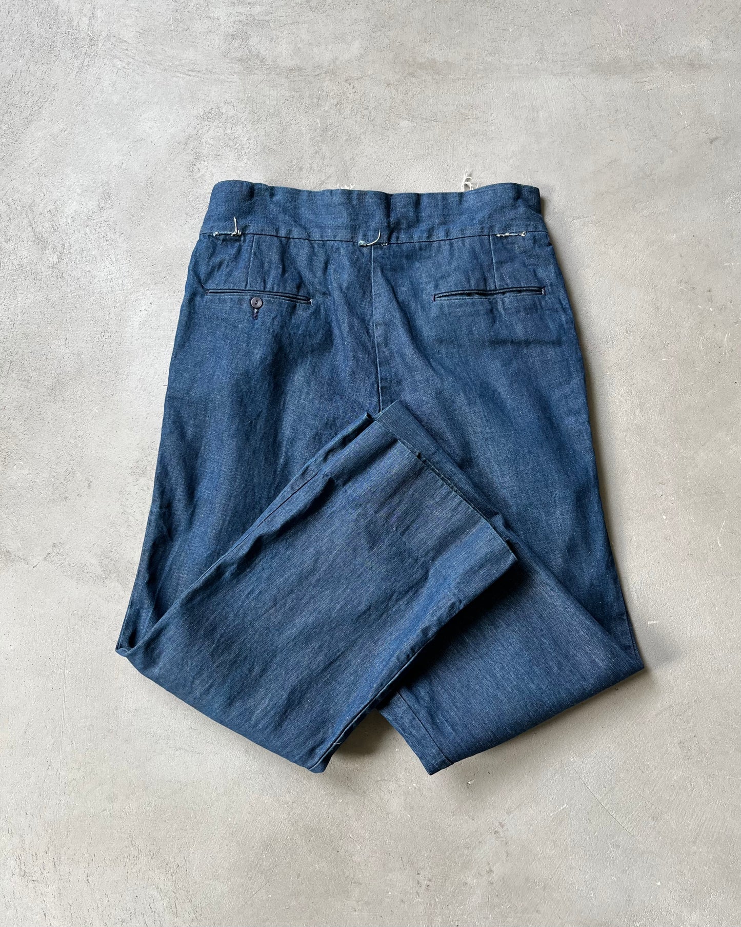 1970s - Distressed Pleated Flare Jeans - 33x28