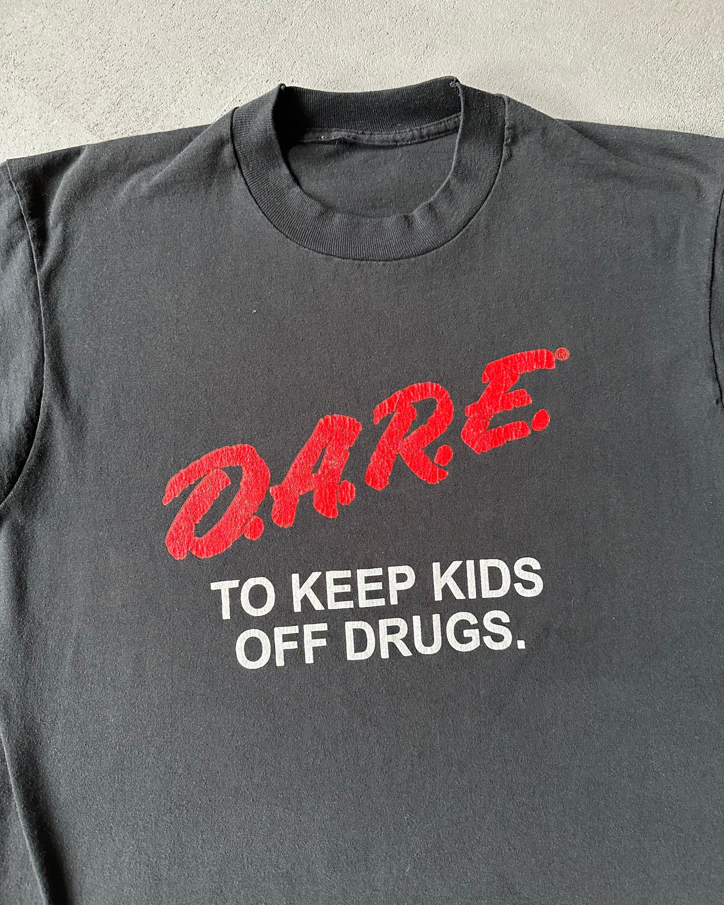 1990s - Black D.A.R.E T-Shirt - M/L