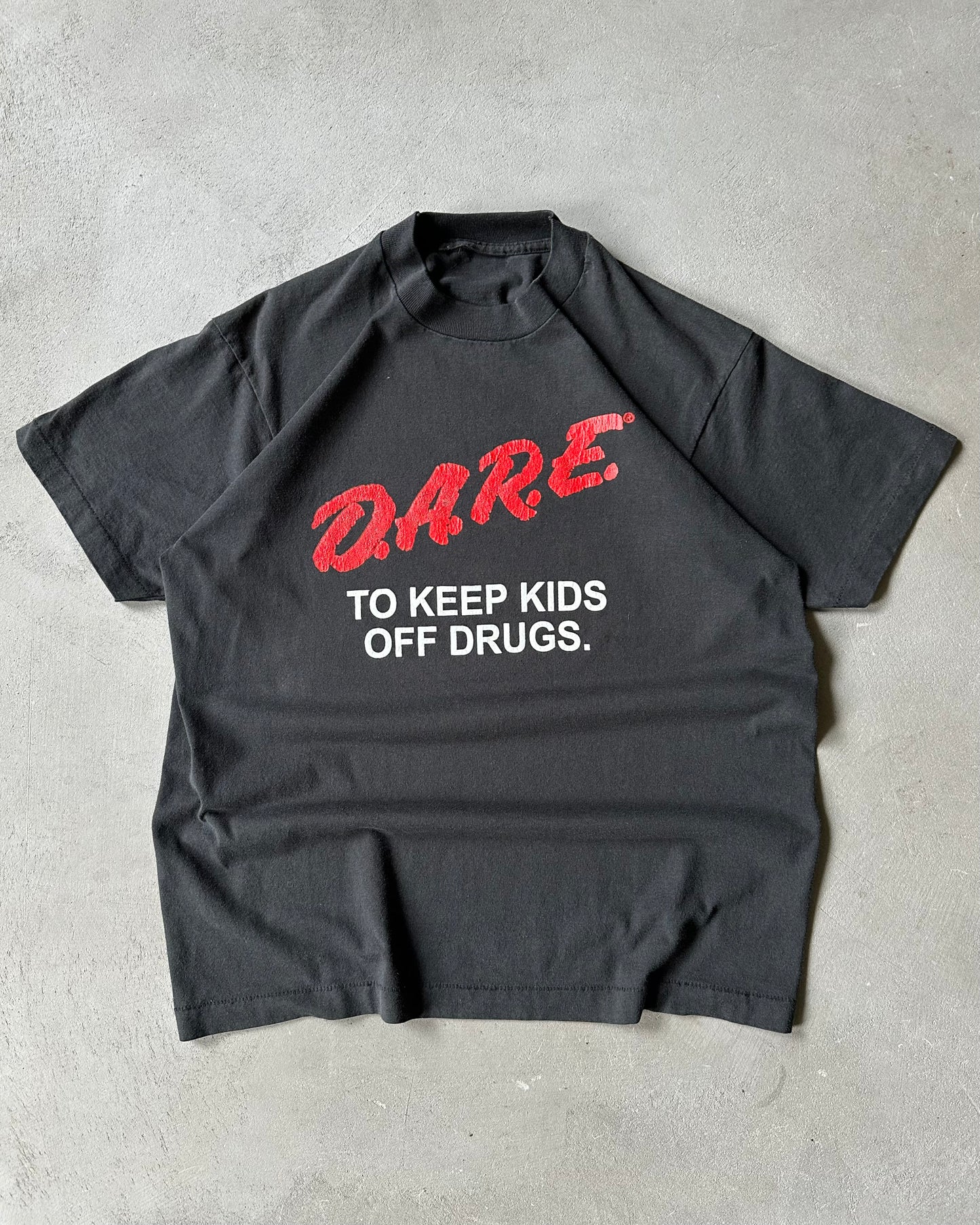 1990s - Black D.A.R.E T-Shirt - M/L