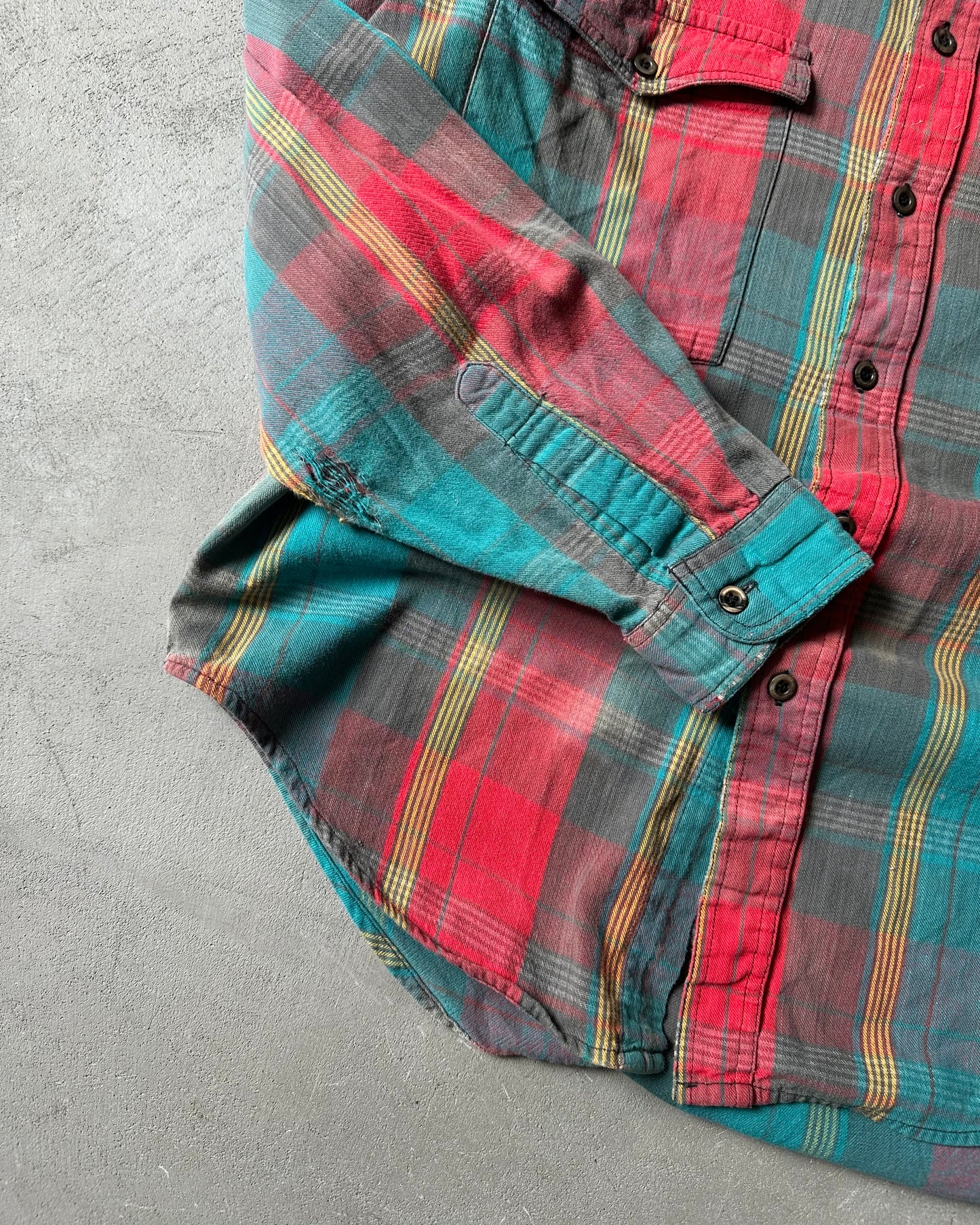 1990s - Distressed Levi's Plaid Flannel - M