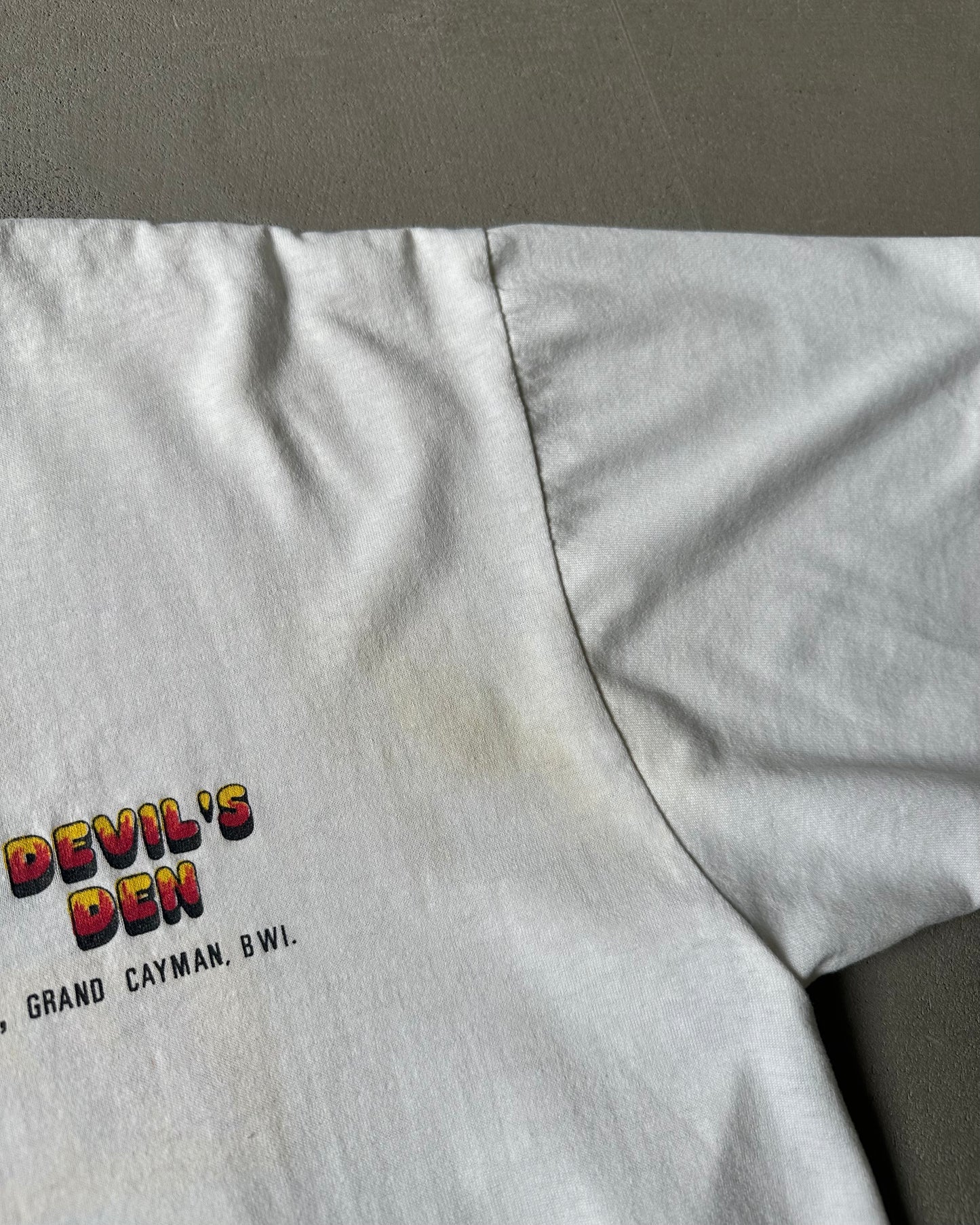 1990s - White Devil's Den T-Shirt - L