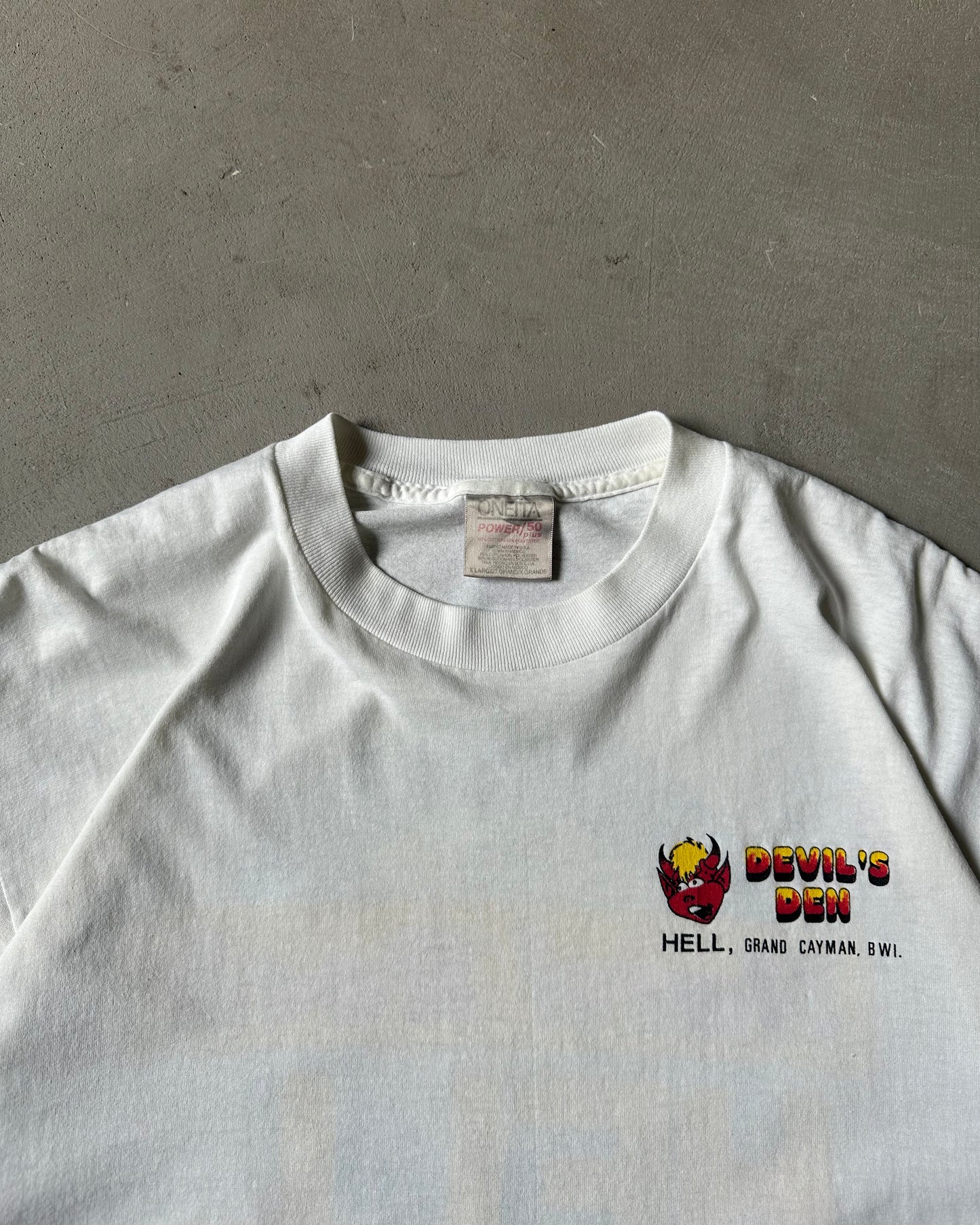 1990s - White Devil's Den T-Shirt - L