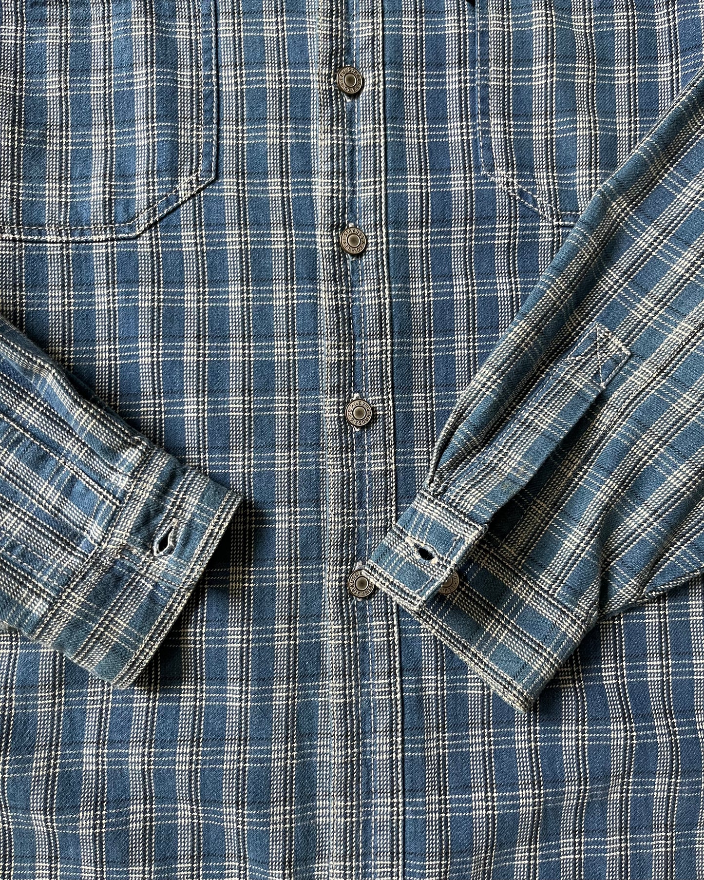 2000s - Blue/White Levi's Plaid Flannel - M