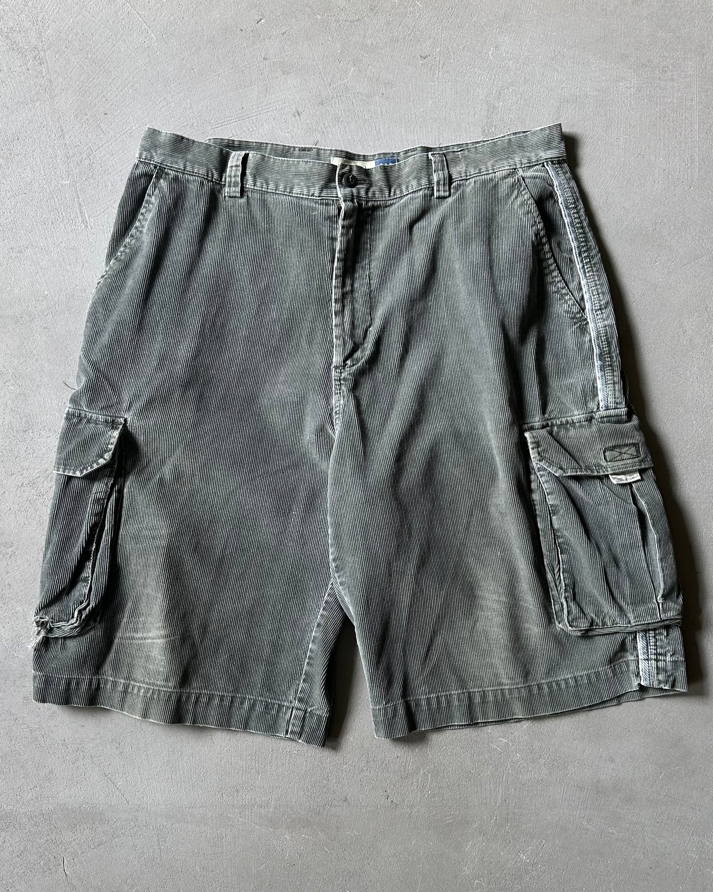 1990s - Green GAP Corduroy Cargo Shorts - 36