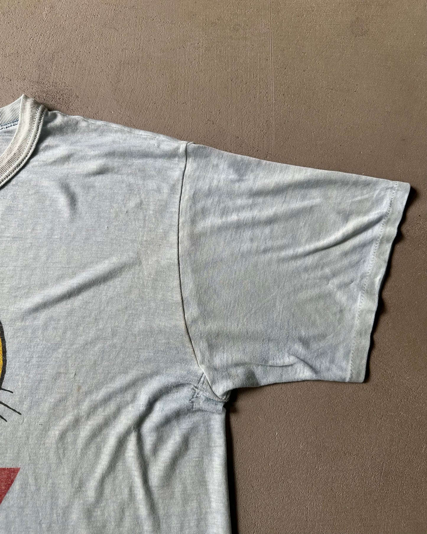 1970s - Trashed Blue Happy Cat T-Shirt - L