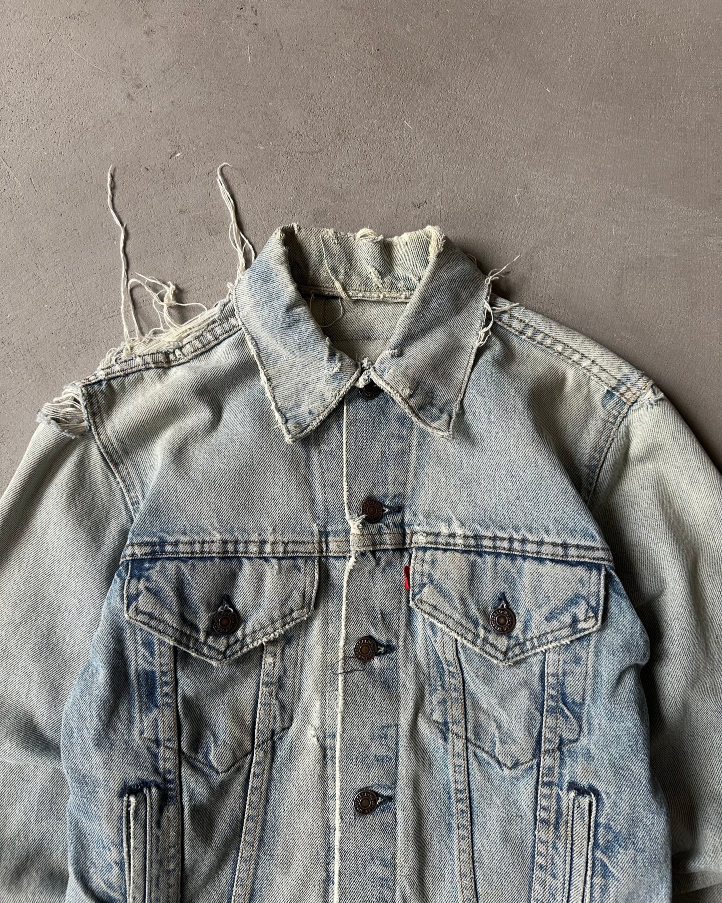 1980s - Trashed Levi's Type III Jeans - XS/S