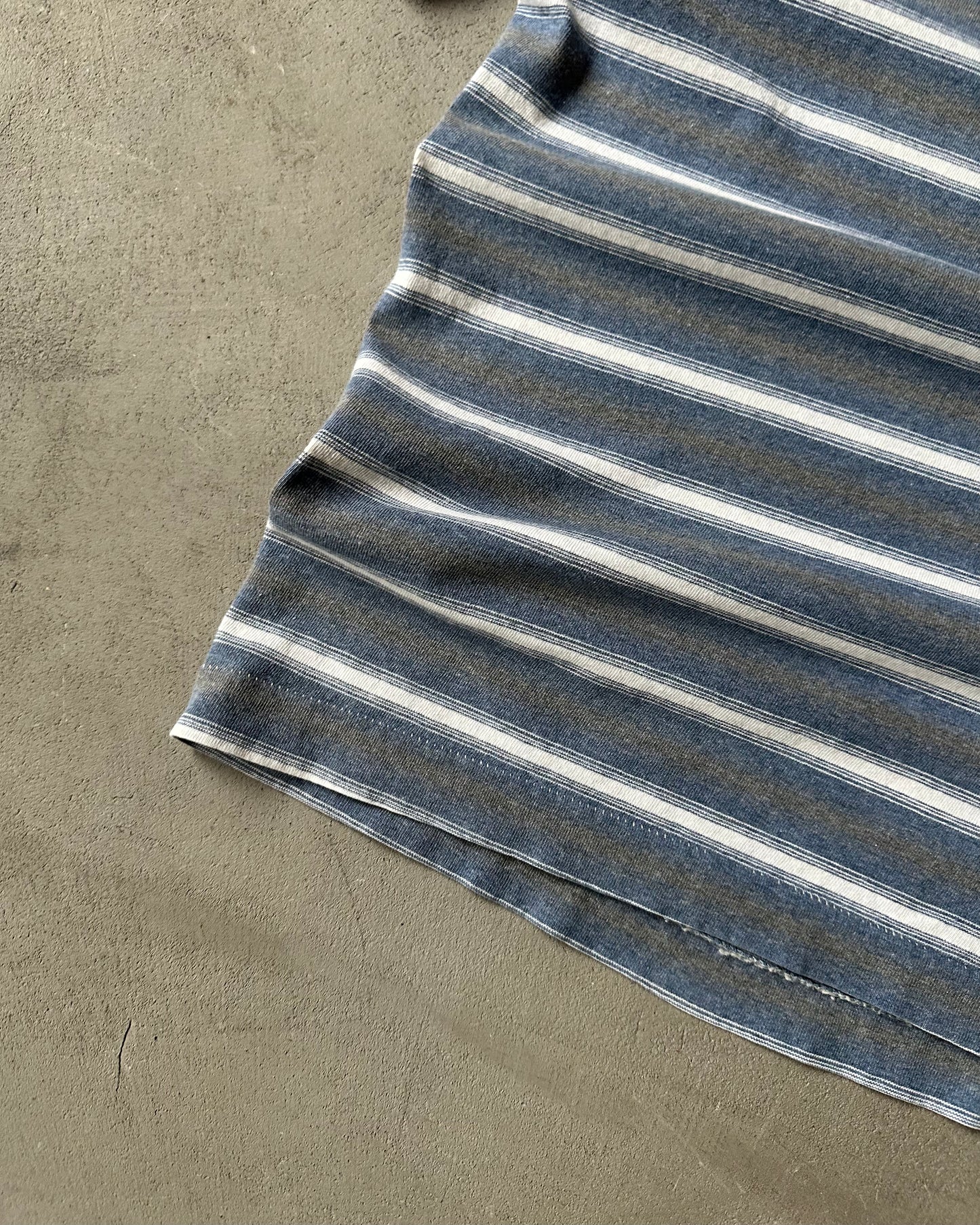 1990s - Distressed Blue/Grey Striped T-Shirt - L