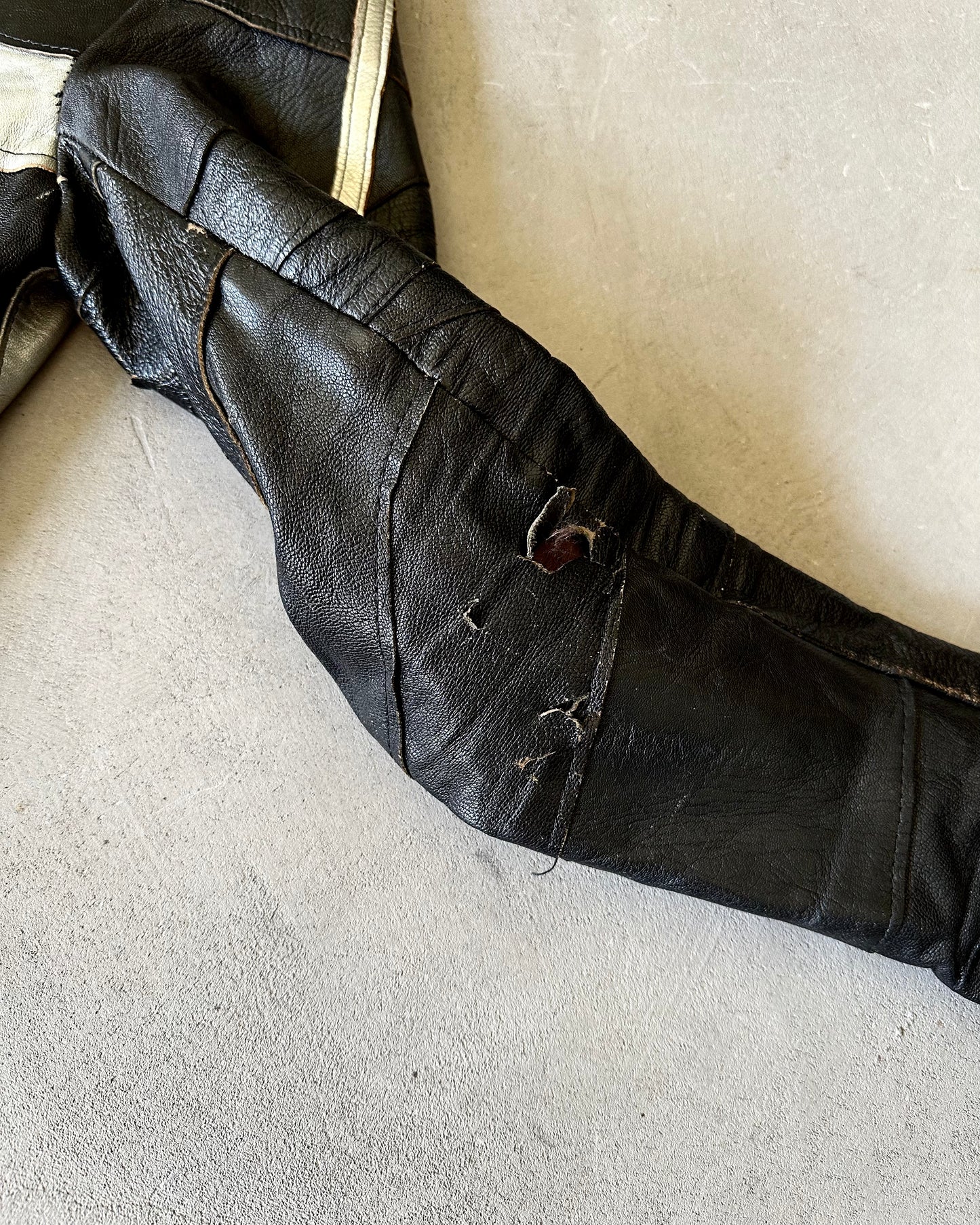 1970s - Distressed Black/Silver People For Peace Leather Moto Jacket - S