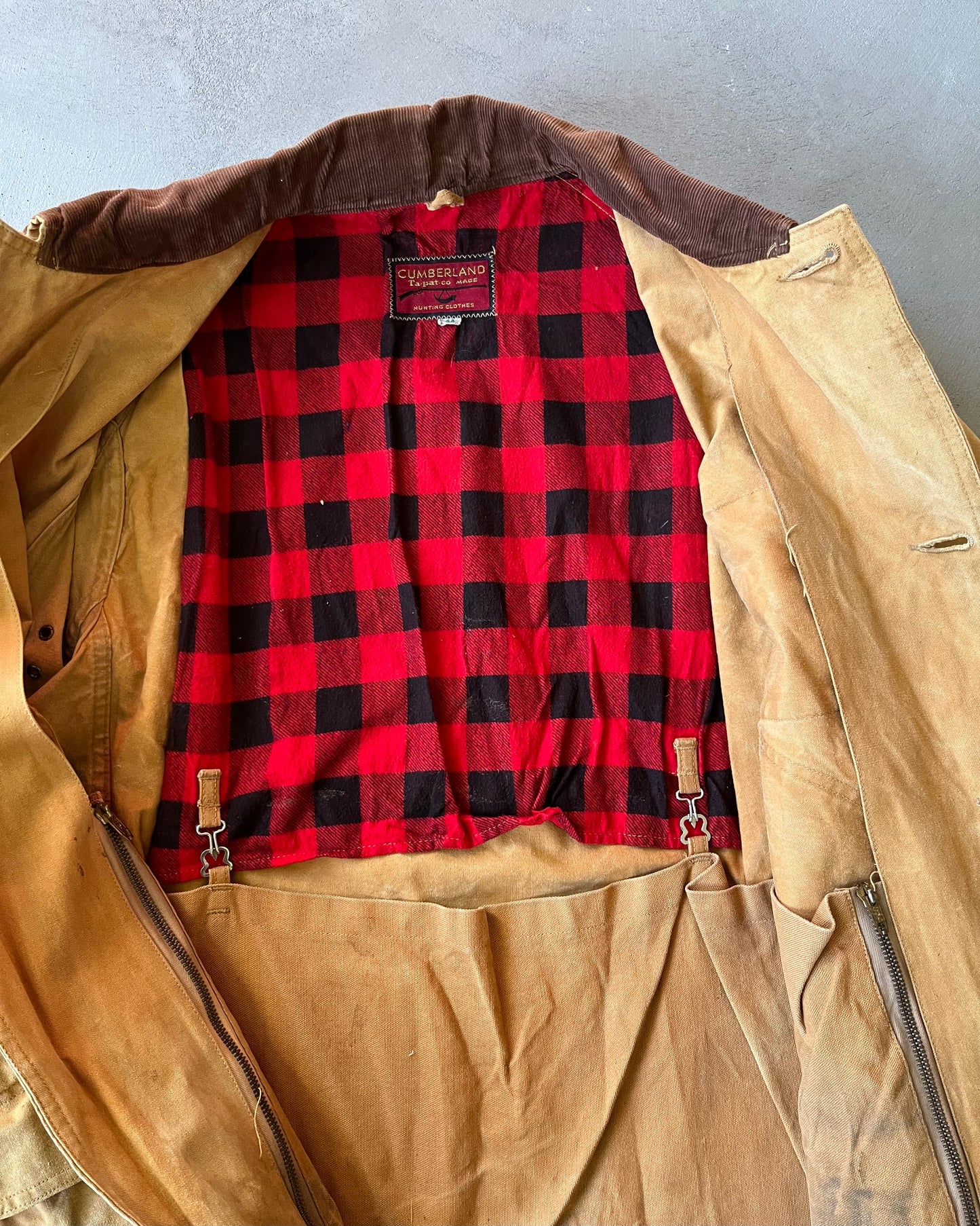 1970s - Distressed Duck Cumberland Hunting Coat - L