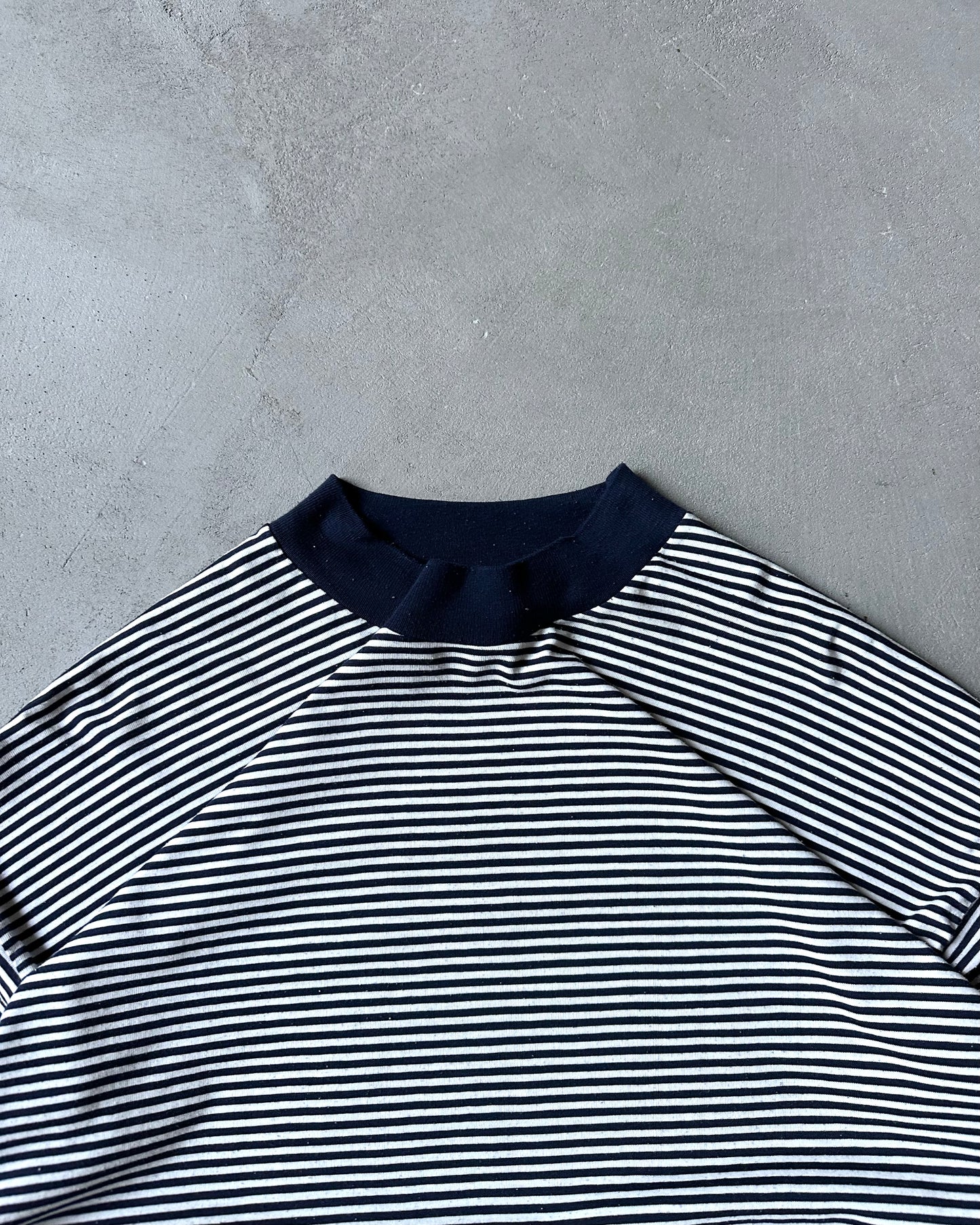 1980s - Navy/White Striped Longsleeve - M