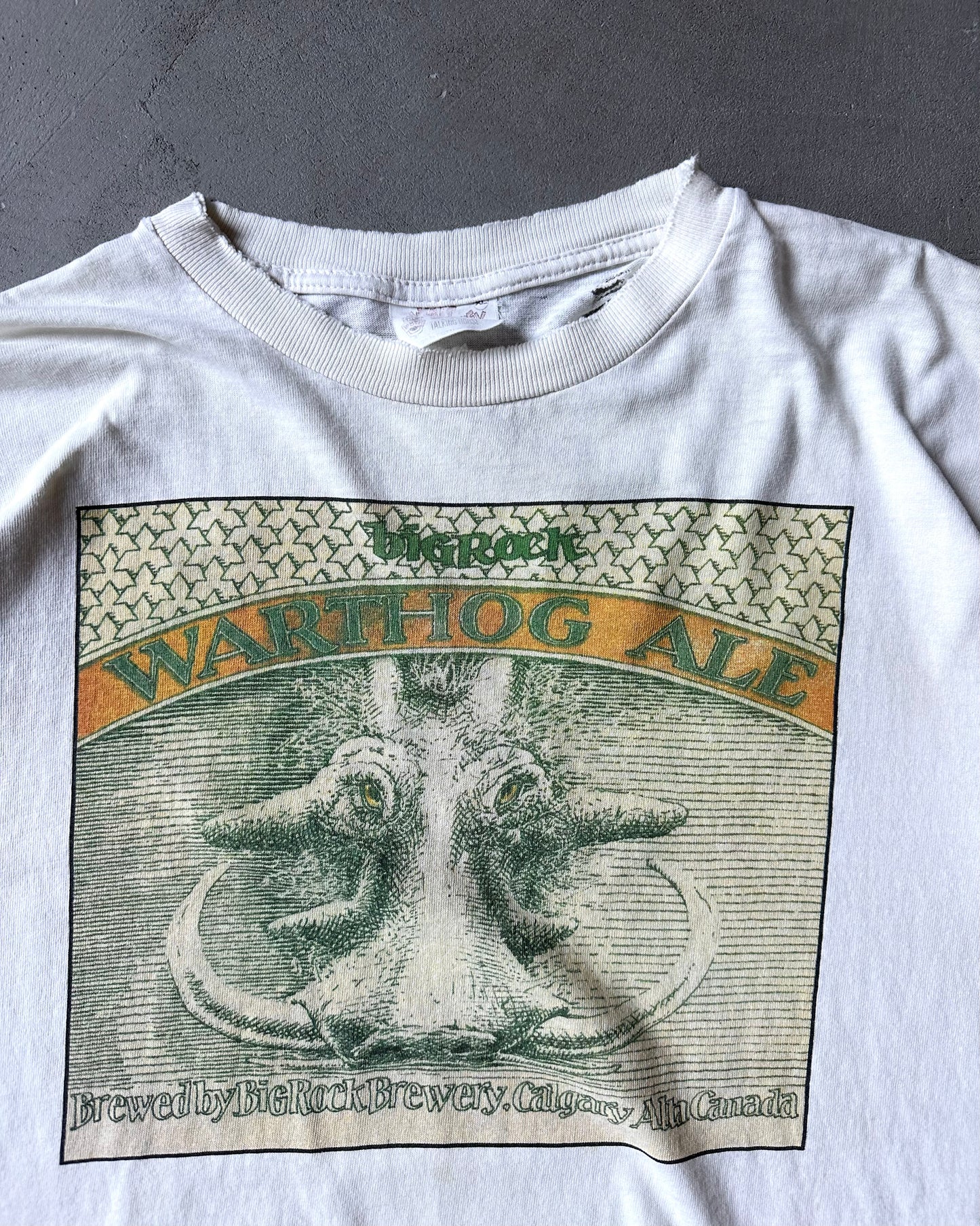 1990s - Trashed Warthog Ale T-Shirt - XL