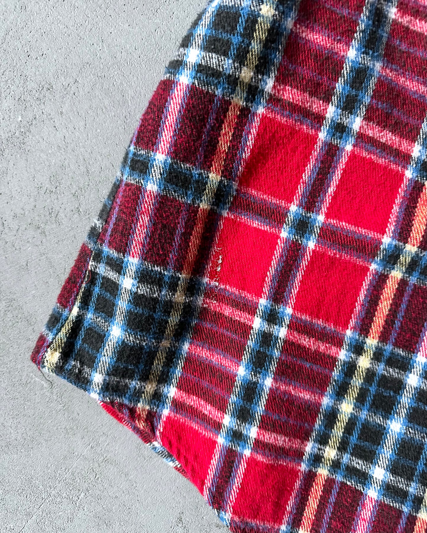 1980s - Red/Blue Plaid Flannel - M/L