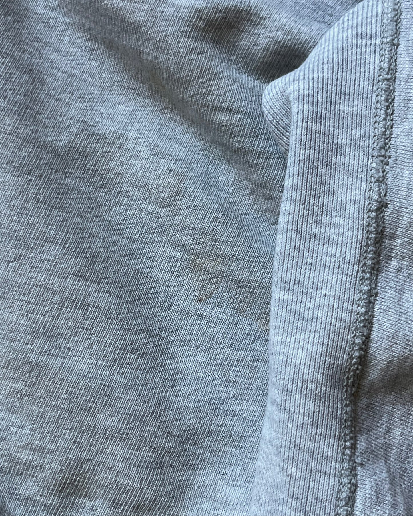 Années 80 - Sweat-shirt ras du cou d'entraînement Champion Boston gris vieilli - M