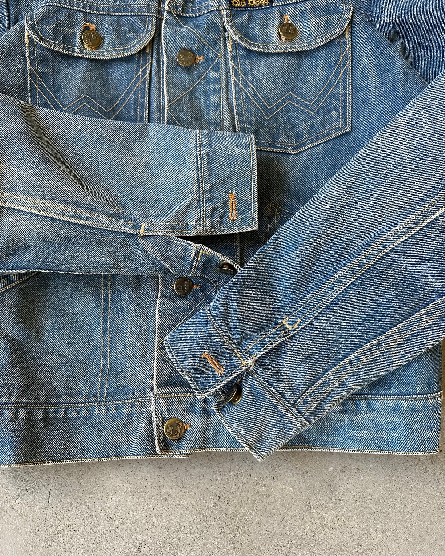 1970s - Faded Old Bond Denim Jacket - (W)S